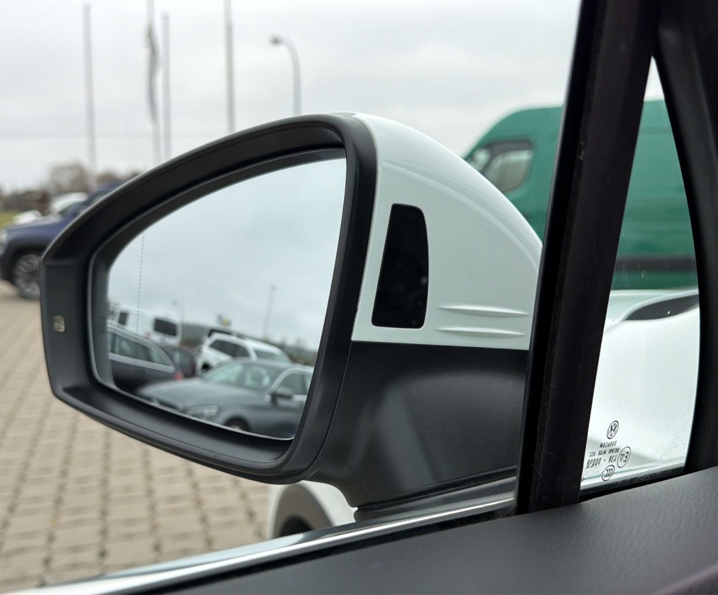 Volkswagen Tiguan Comfortline 4Motion+LED+360°+AHK+STANDHZG foto 18