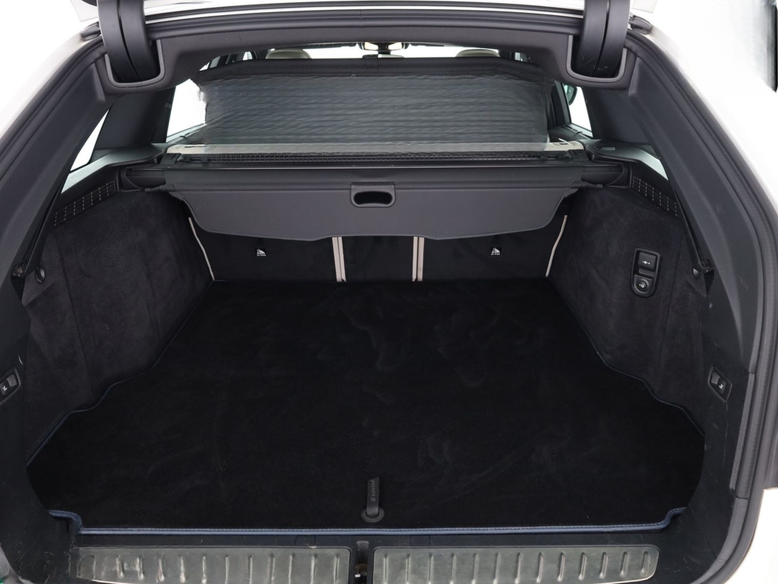 BMW 530 d T xDrive M SPORT SHADOW STANDHEIZ,360GRAD foto 12
