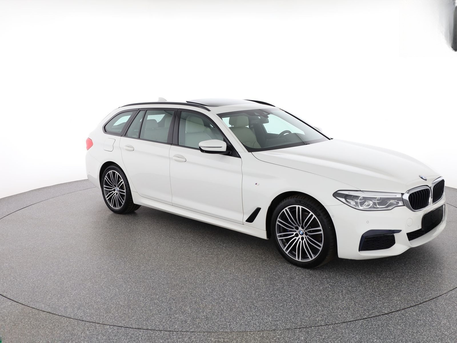 BMW 530 d T xDrive M SPORT SHADOW STANDHEIZ,360GRAD foto 7