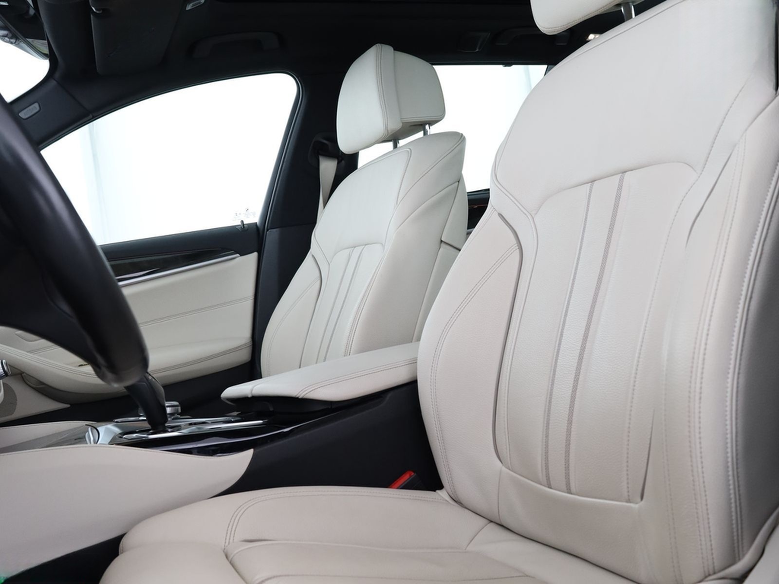 BMW 530 d T xDrive M SPORT SHADOW STANDHEIZ,360GRAD foto 10