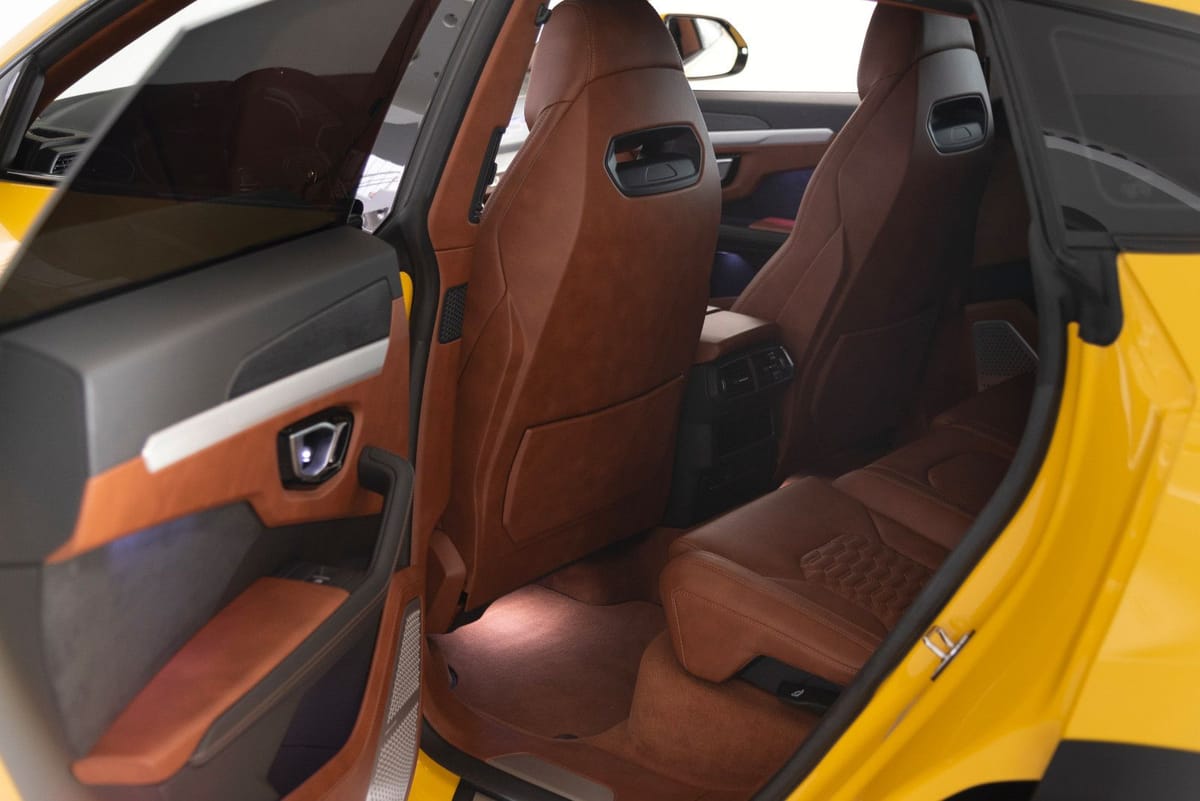 Lamborghini Urus 4.0 V8 Autom. | JP | Folie | B&O | Massage foto 24