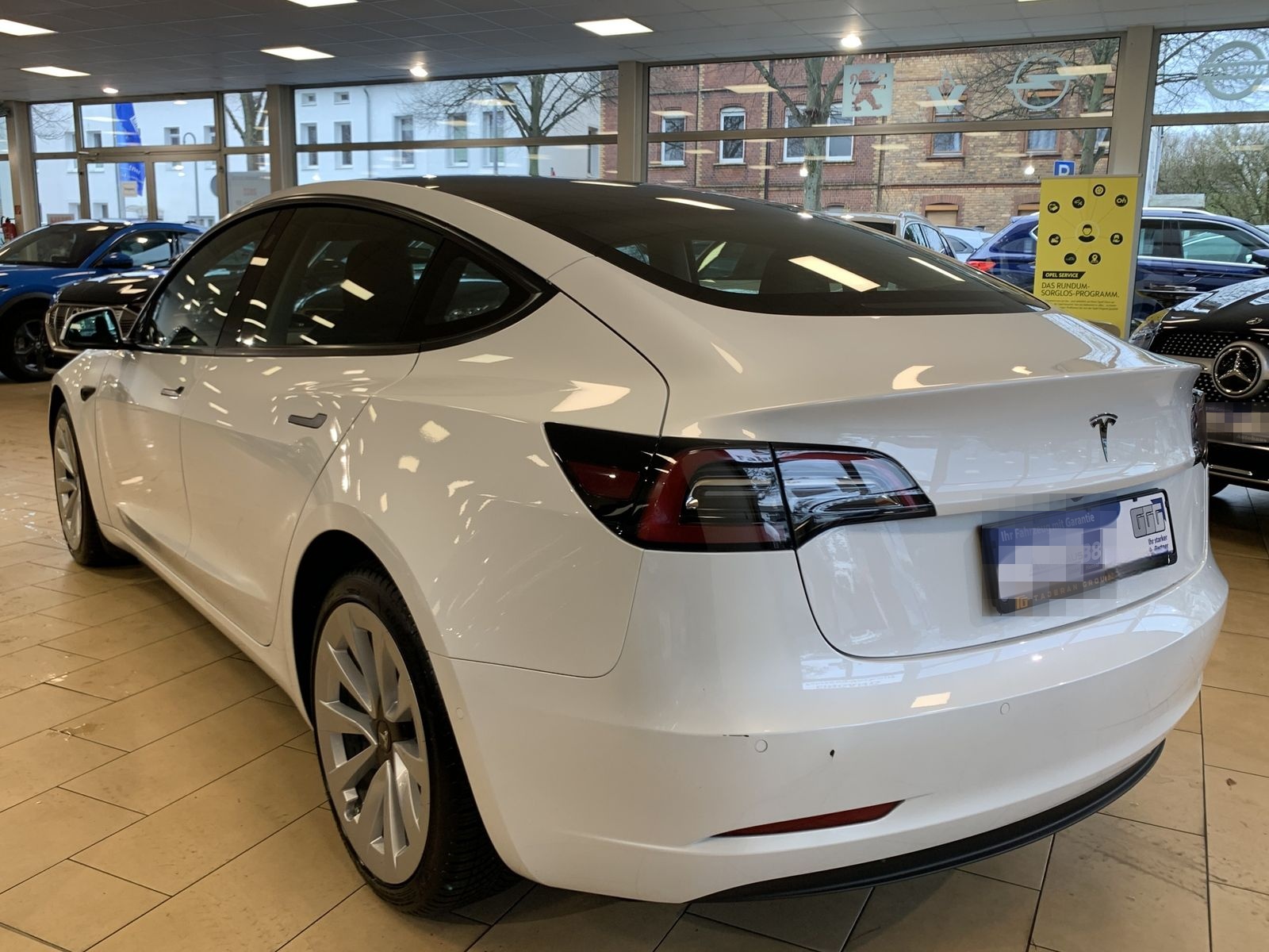 Tesla Model 3 RWD*R.cam*Pano*ACC*SHZ vorn+hint*WMP*DAB foto 7