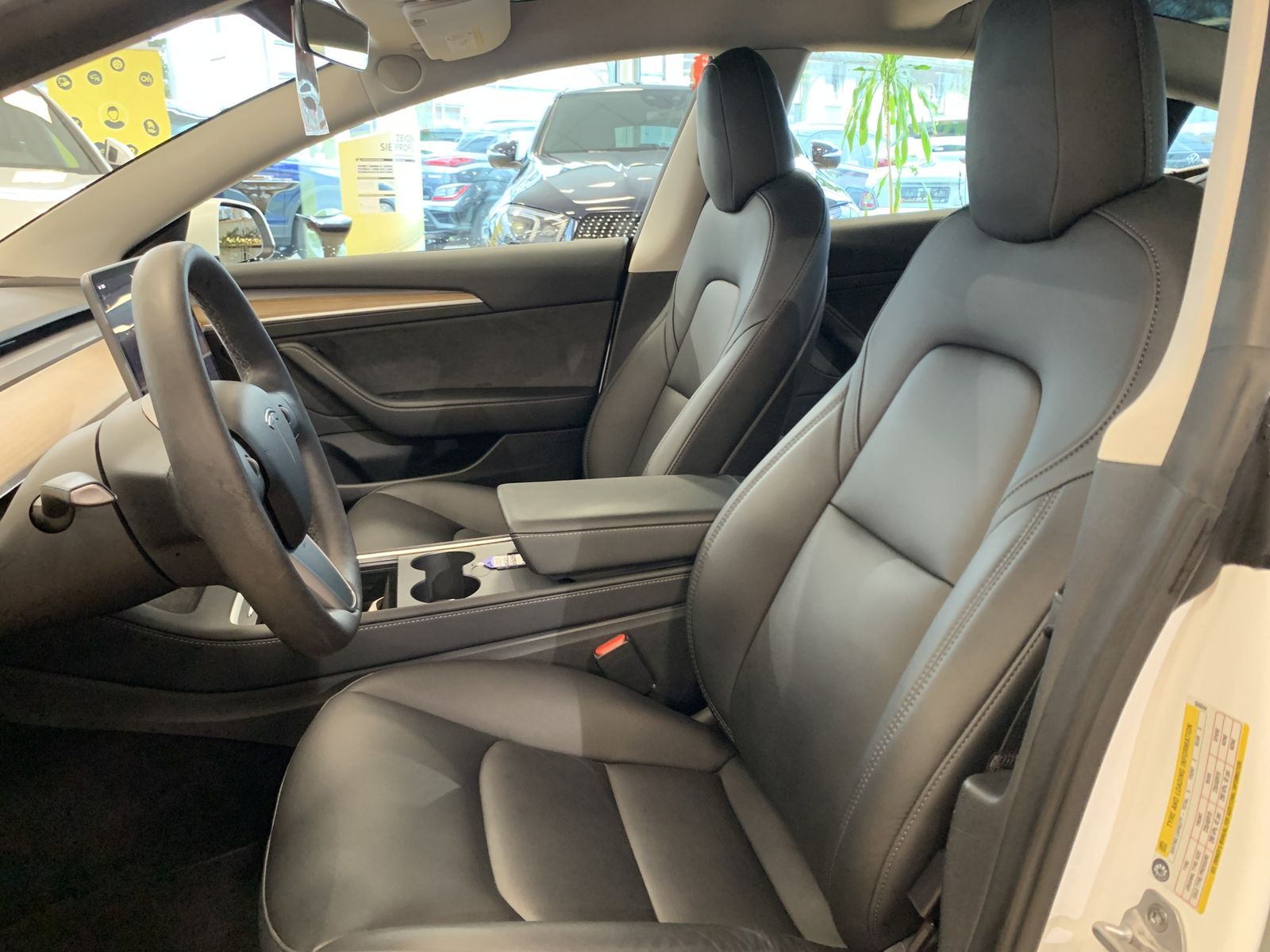 Tesla Model 3 RWD*R.cam*Pano*ACC*SHZ vorn+hint*WMP*DAB foto 8