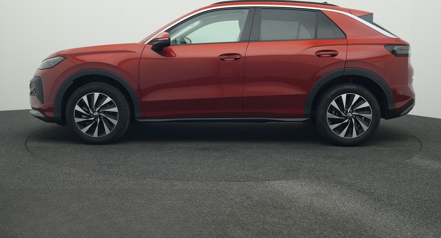 Volkswagen T-Roc 1.5 eTSI DSG Life LED KAMERA ACC APP-CONNE foto 2