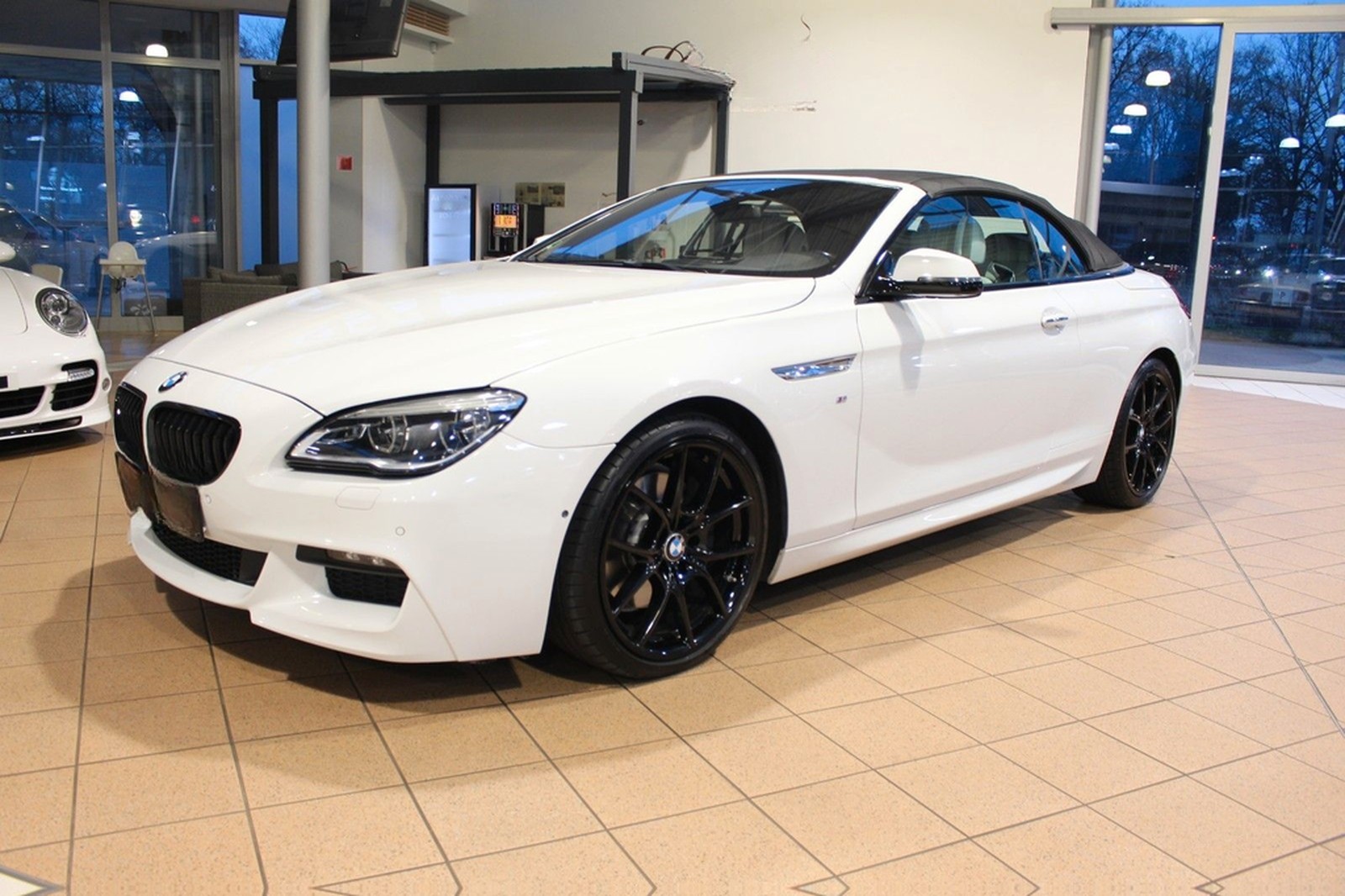 BMW 640d Cabrio+Individuall+Kamera+Head-Up+M-Paket+ foto 2