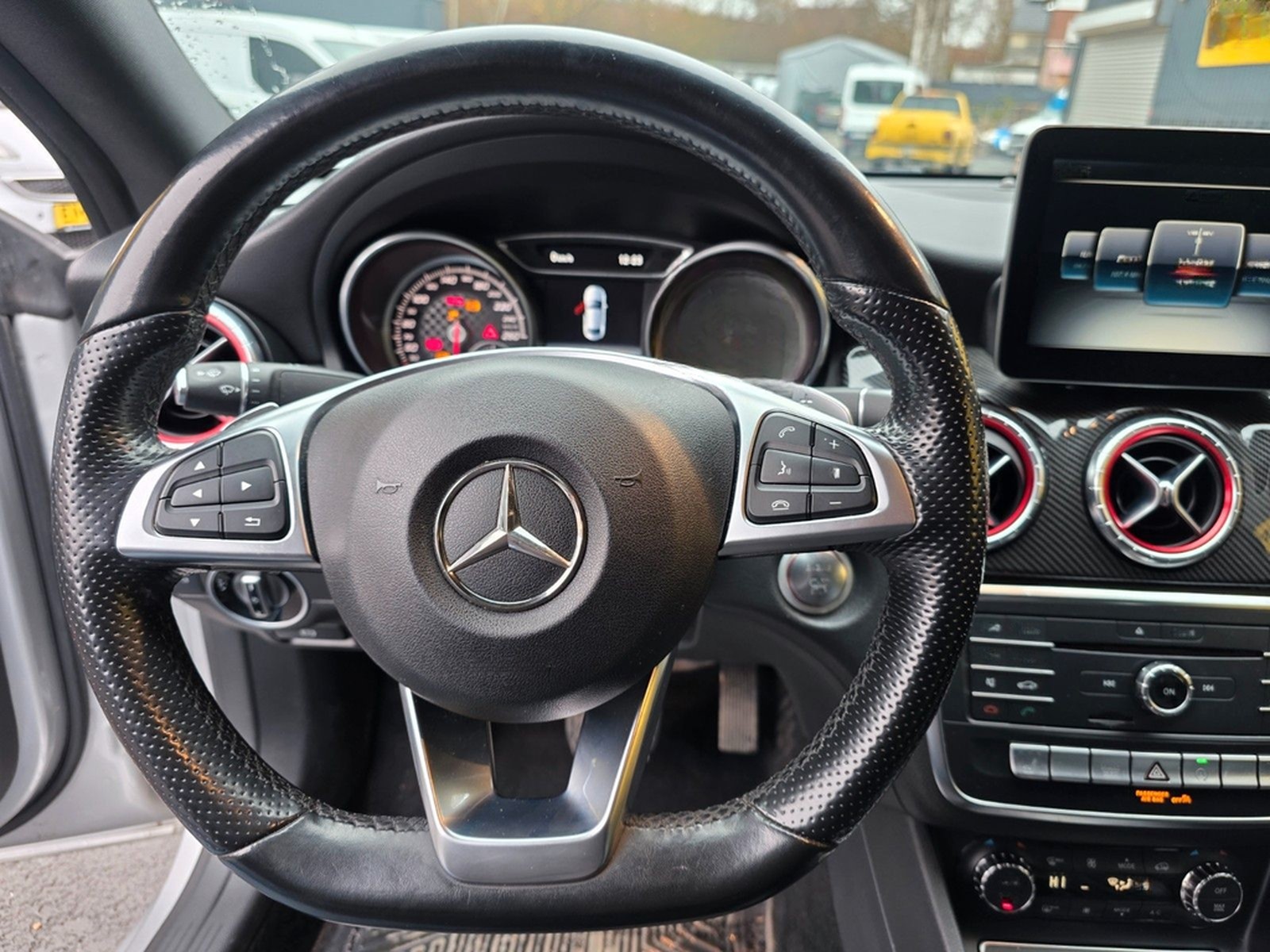 Mercedes-Benz CLA 250 AMG LINE CLA 45 AMG foto 24