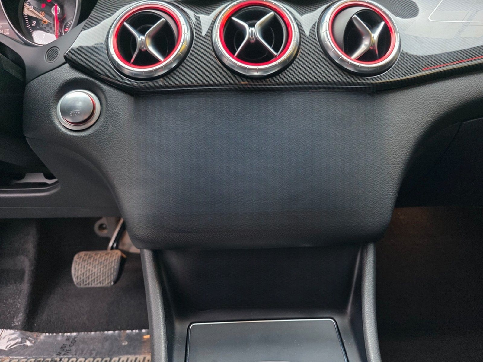 Mercedes-Benz CLA 250 AMG LINE CLA 45 AMG foto 28