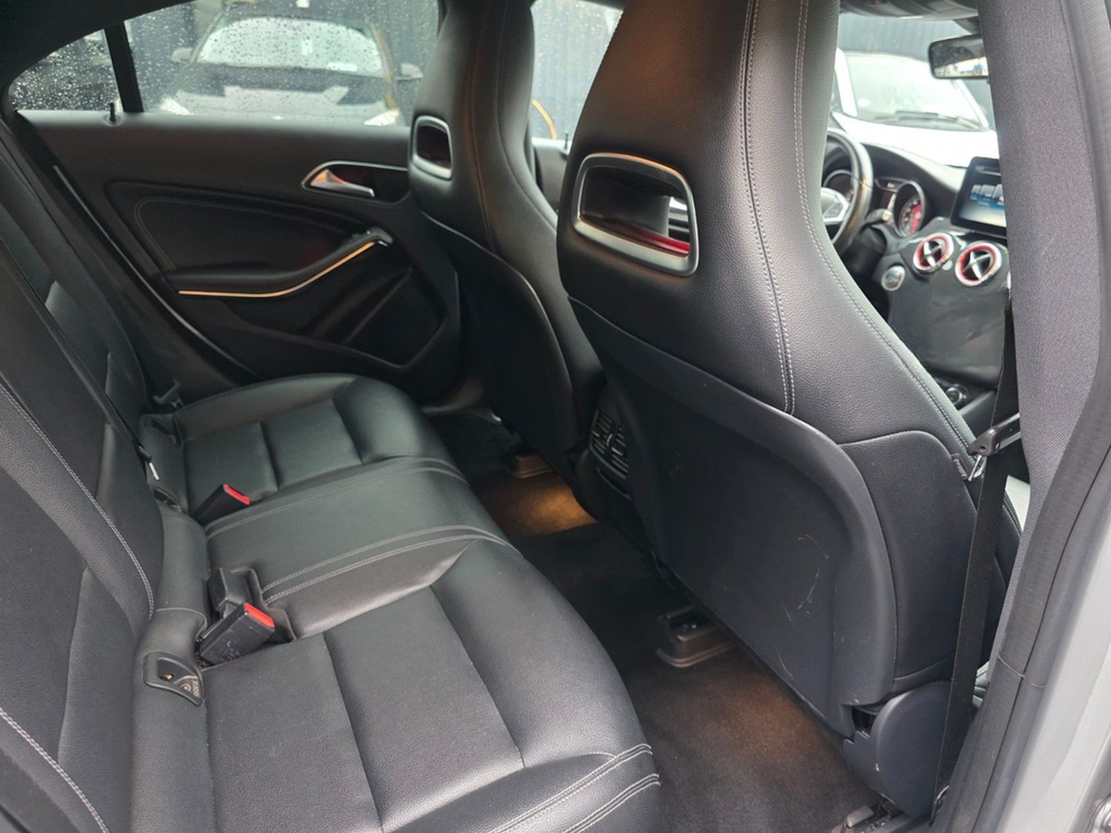 Mercedes-Benz CLA 250 AMG LINE CLA 45 AMG foto 42