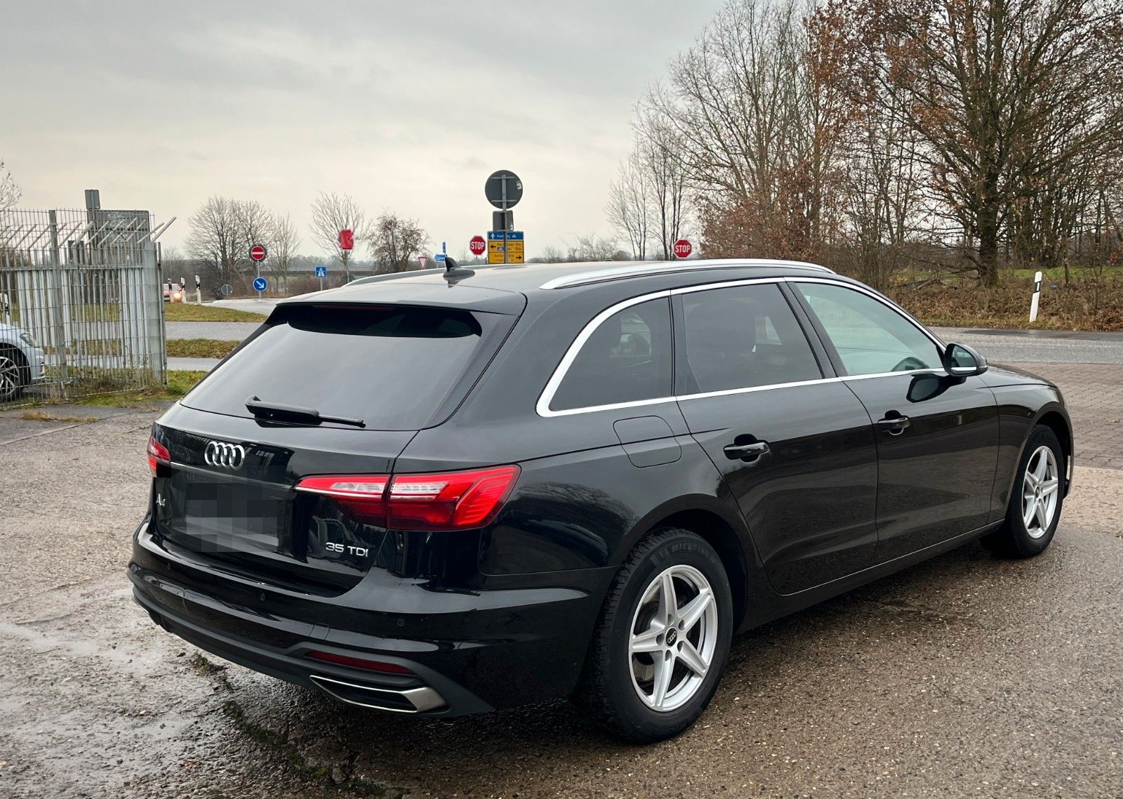 Audi A4 Avant 35 TDI *HEAD UP *STANDHEIZUNG*1. HAND foto 3