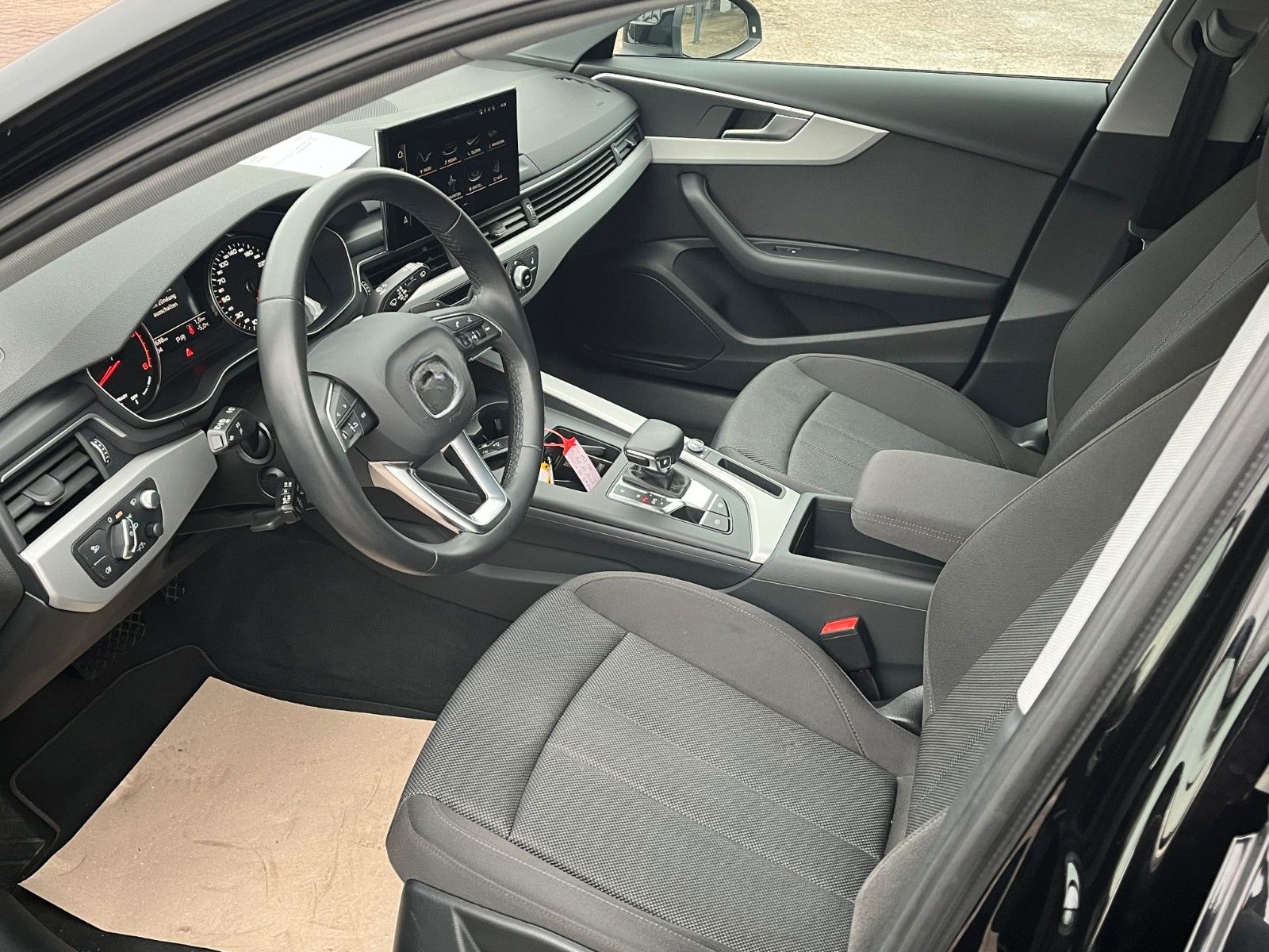 Audi A4 Avant 35 TDI *HEAD UP *STANDHEIZUNG*1. HAND foto 10