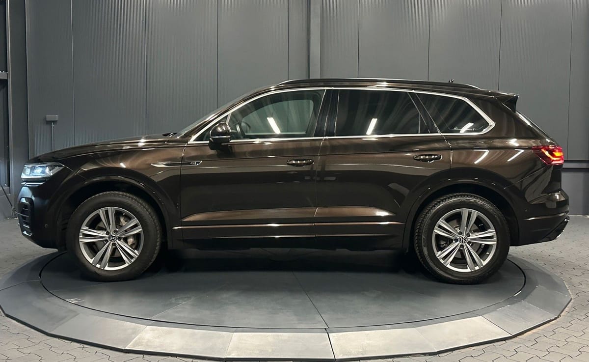 Volkswagen Touareg R-Line 4Motion LEDER 360 INNOVISION ACC foto 2