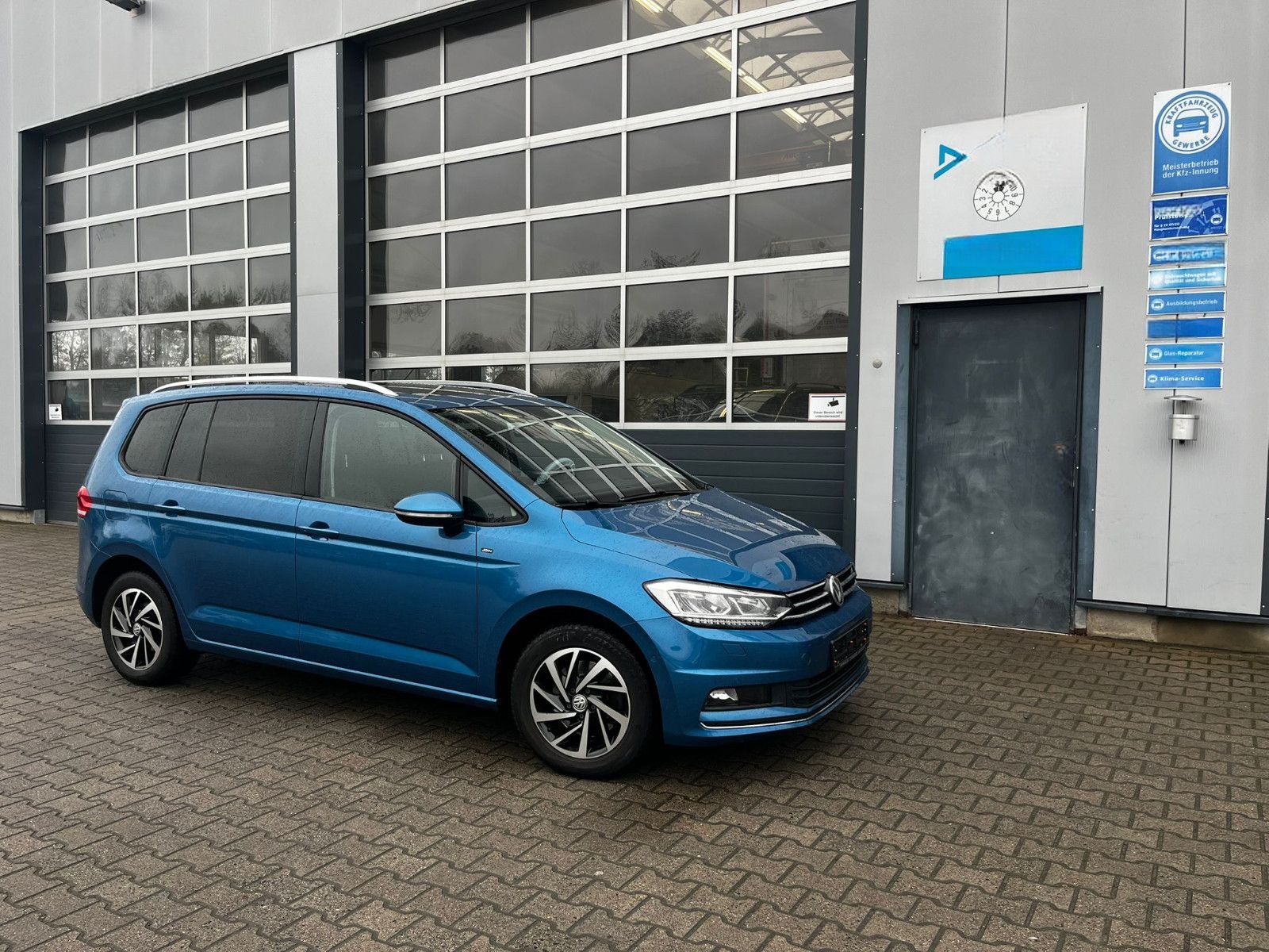 Volkswagen Touran Join TDI DSG LED Pannorama Navi 7Sitze foto 2