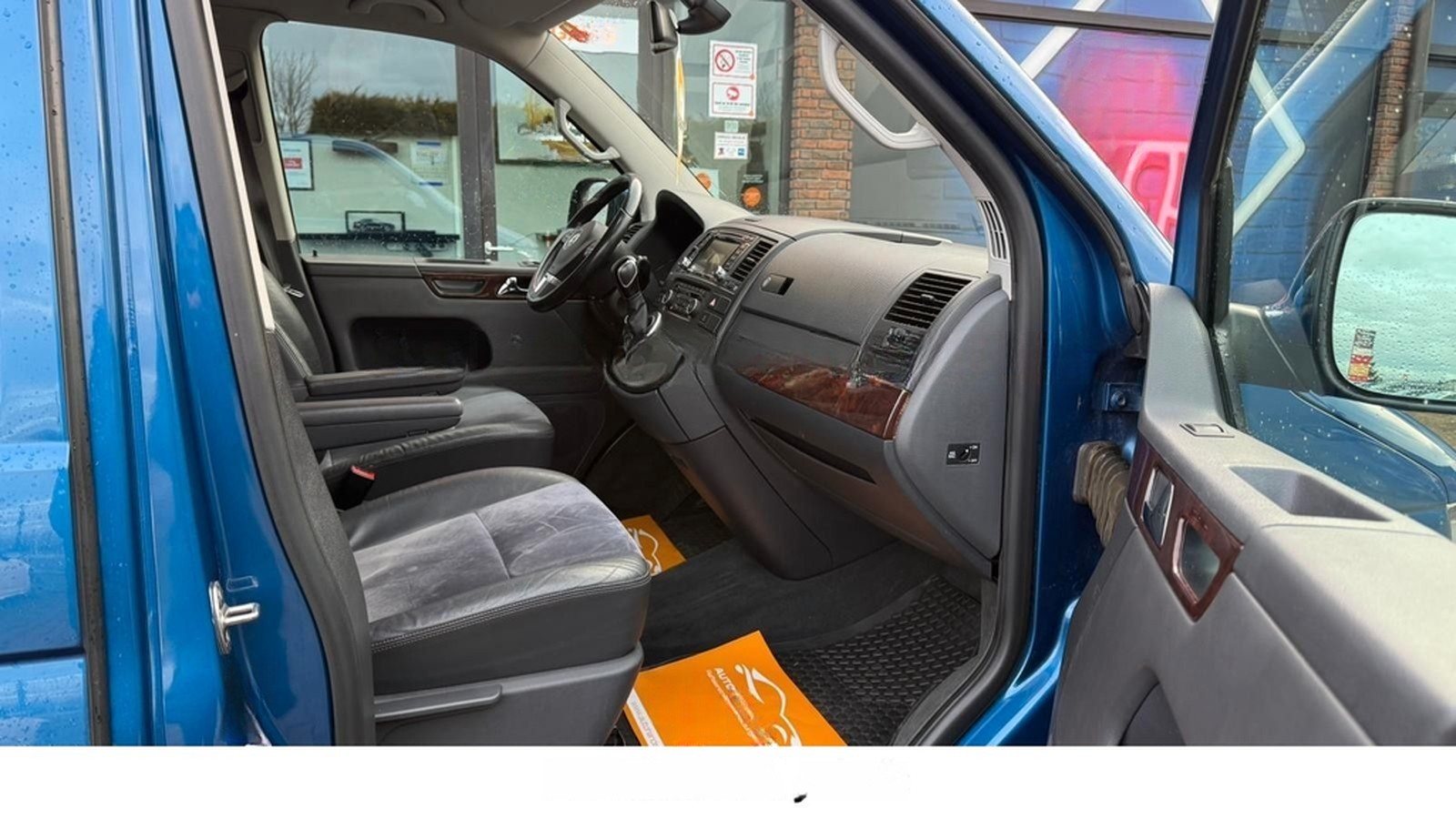 Volkswagen T5/2 Jahre Garantie/SonderModell/Traumfahrzeug! foto 21
