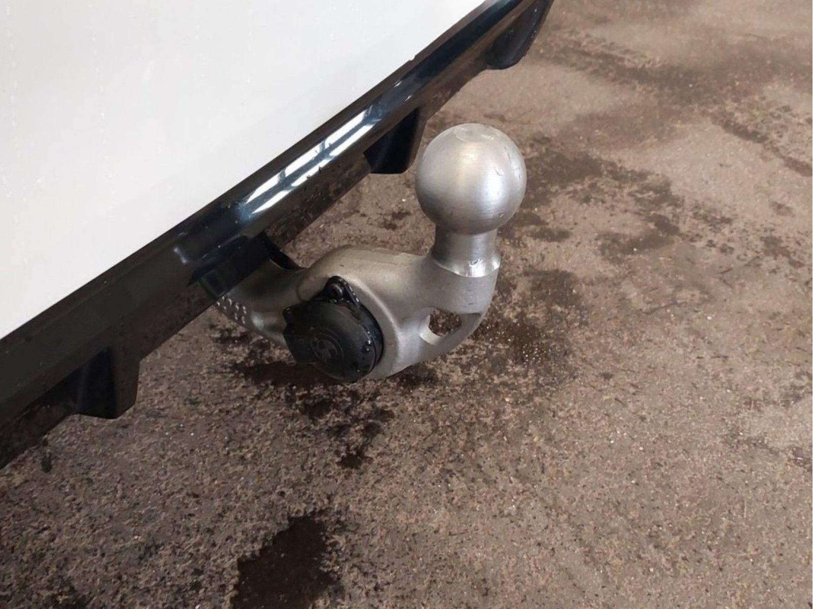 BMW 220 Active Tourer d AHK Adaptive LED Keyless foto 15