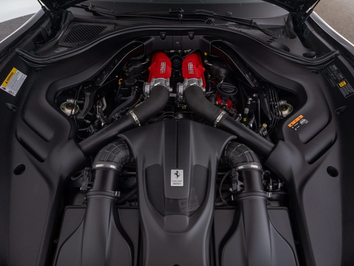 Ferrari Roma foto 19