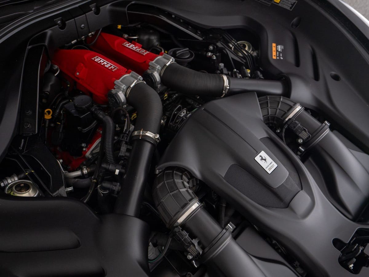 Ferrari Roma foto 20