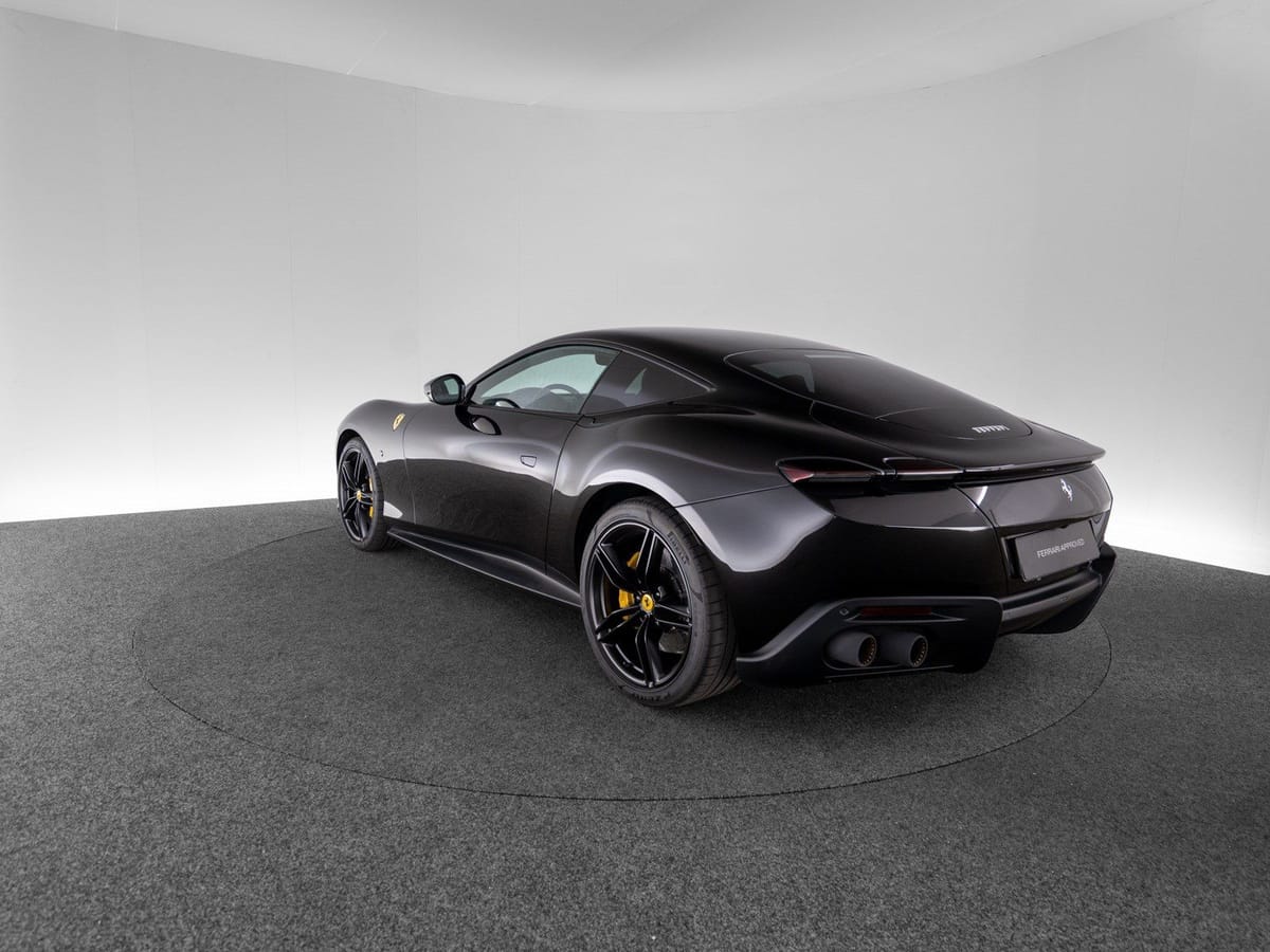 Ferrari Roma foto 3