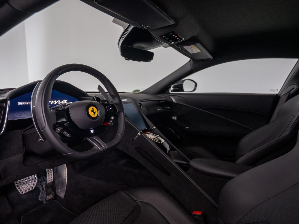 Ferrari Roma foto 21