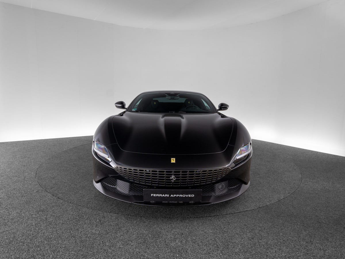 Ferrari Roma foto 8
