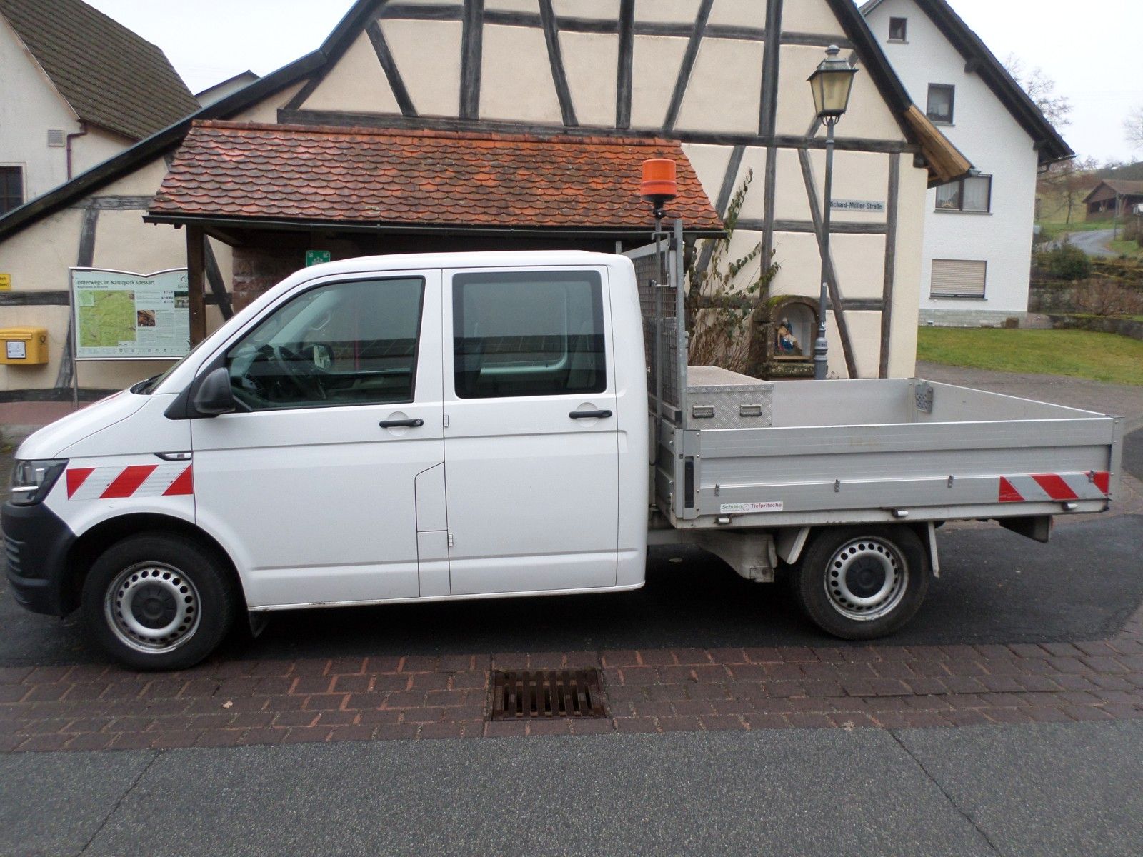 Volkswagen T6 Transporter Pritsche DOKA lang Klima STHZ AHK foto 9