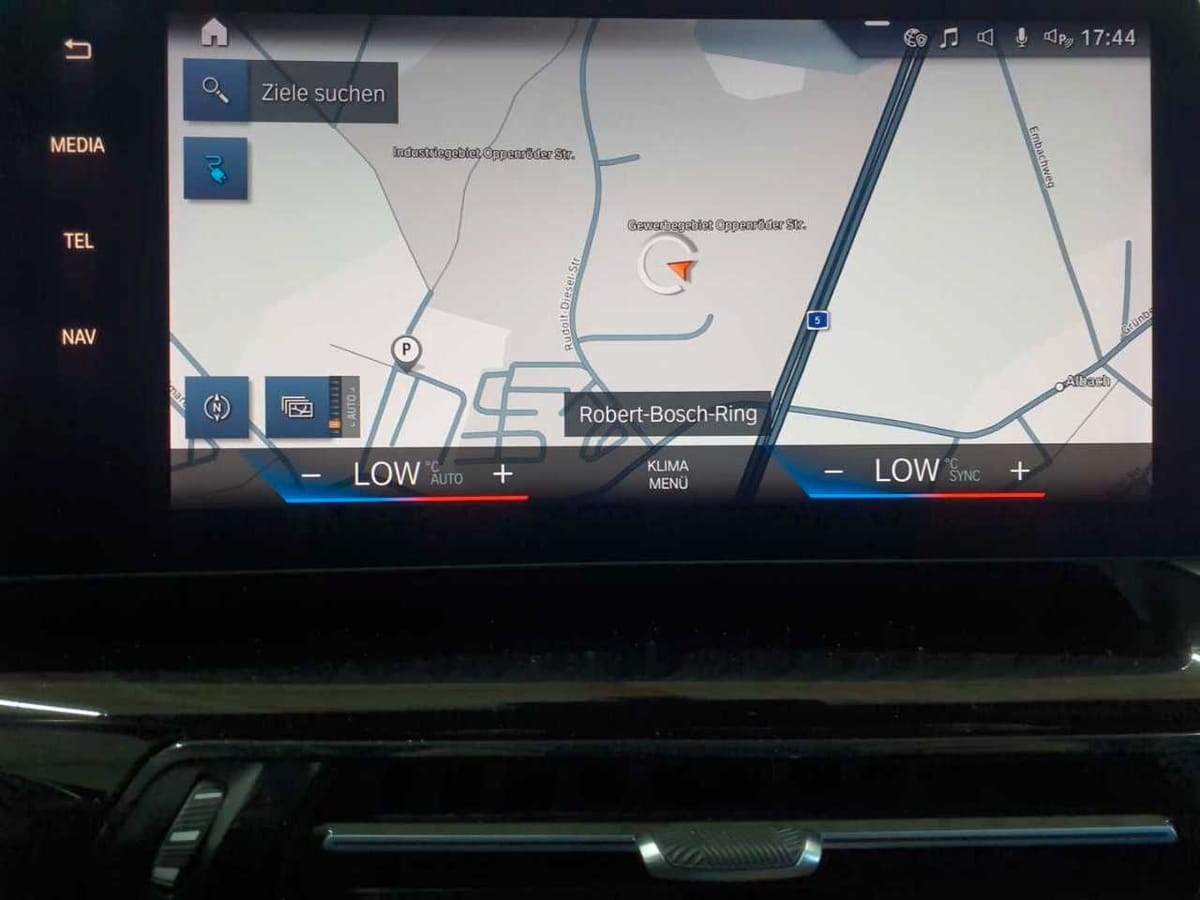 BMW iX1 xDrive30 xLine Navi SHZ Leder LED foto 12