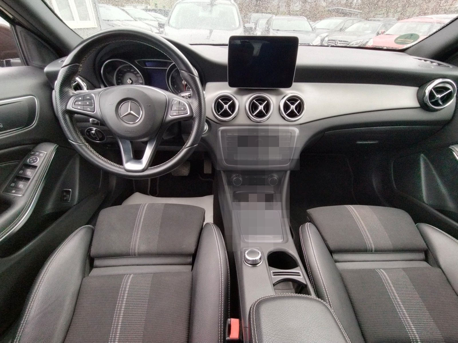 Mercedes-Benz GLA 200+GARANTIE+79000km+LED+NAVI+SHZ+CAM+PDC foto 13
