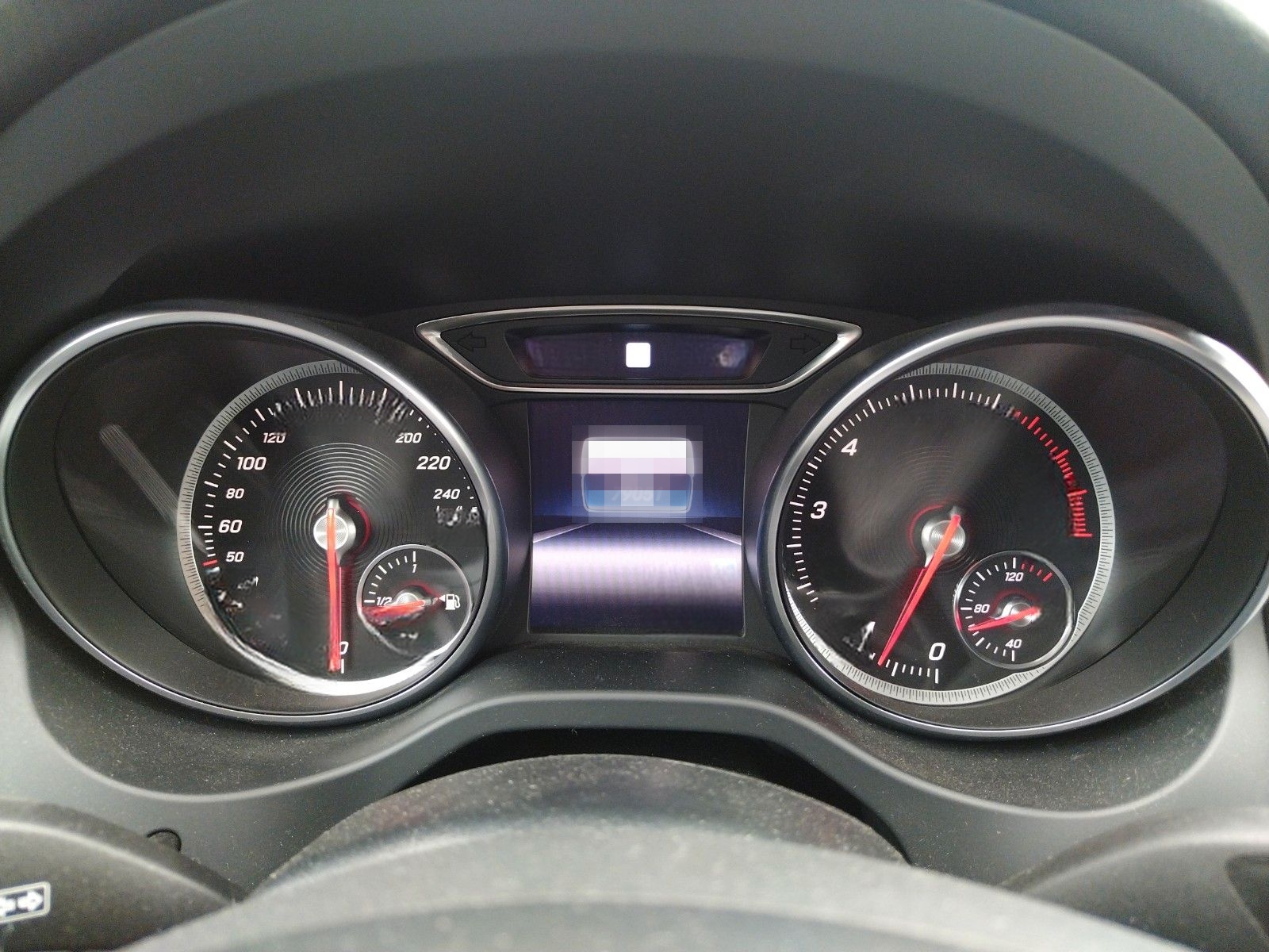 Mercedes-Benz GLA 200+GARANTIE+79000km+LED+NAVI+SHZ+CAM+PDC foto 22