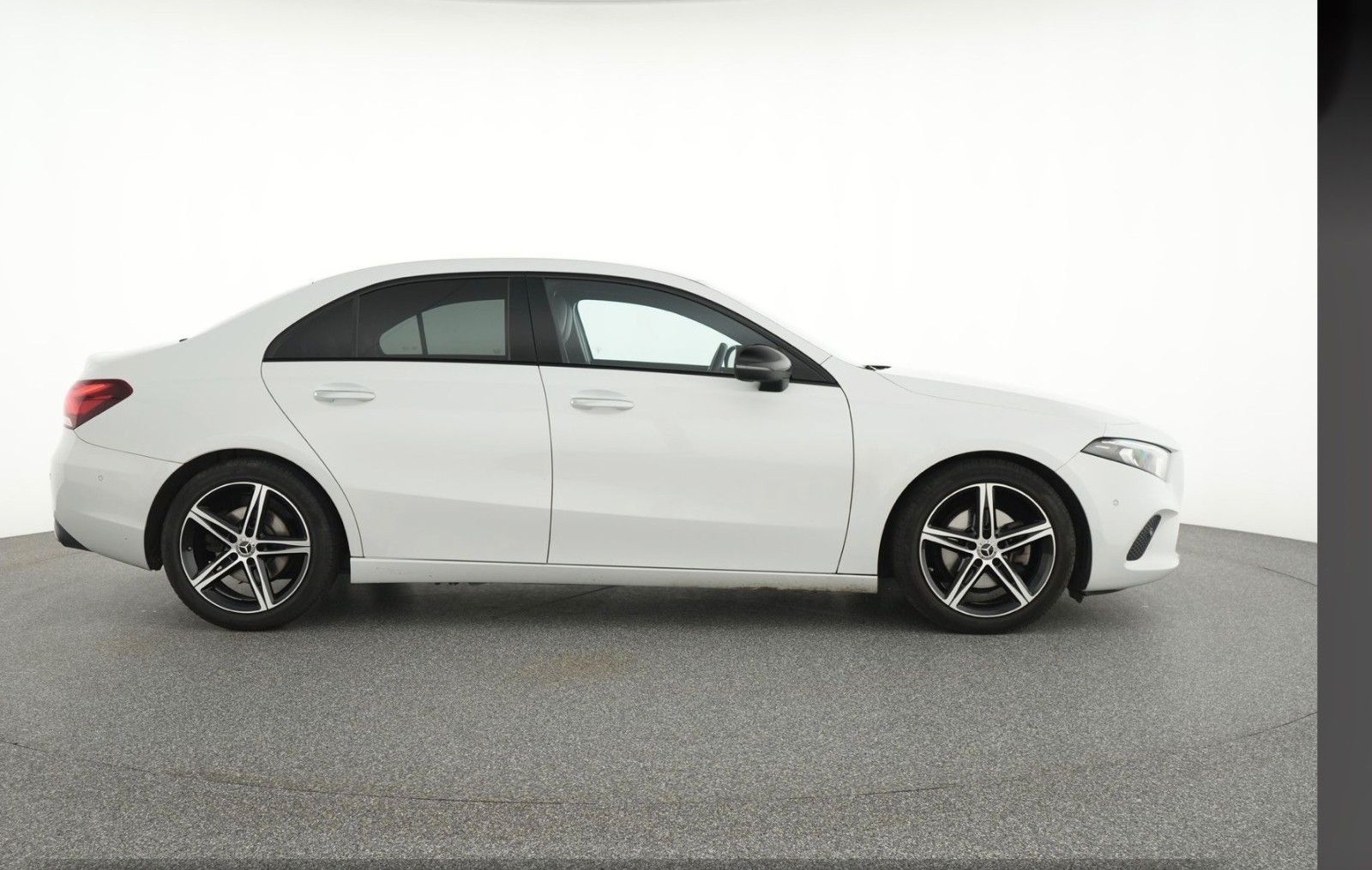 Mercedes-Benz A 200 A Limousine Alcantara Nighttpaket foto 5
