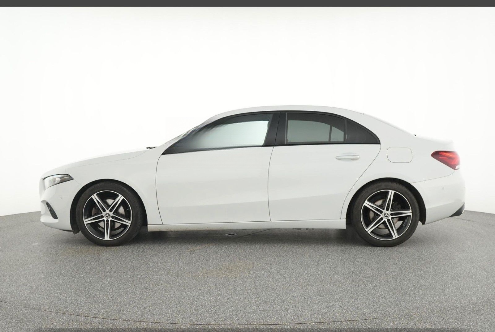 Mercedes-Benz A 200 A Limousine Alcantara Nighttpaket foto 6
