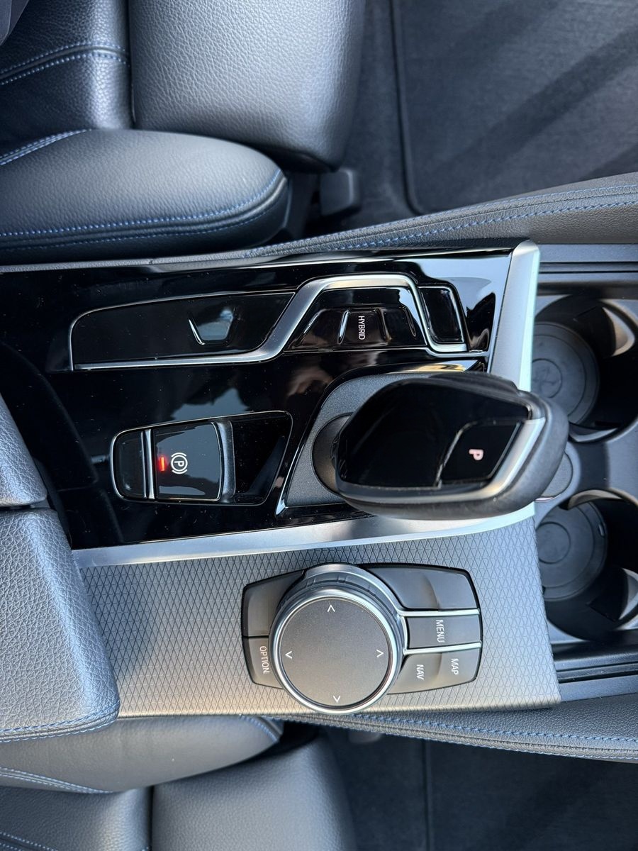 BMW 530e xDrive M Sport 94%Akku HeadUp AHK Glasdach  foto 17