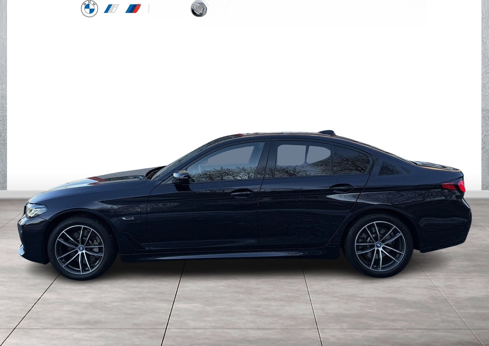 BMW 530e xDrive M Sport 94%Akku HeadUp AHK Glasdach  foto 3