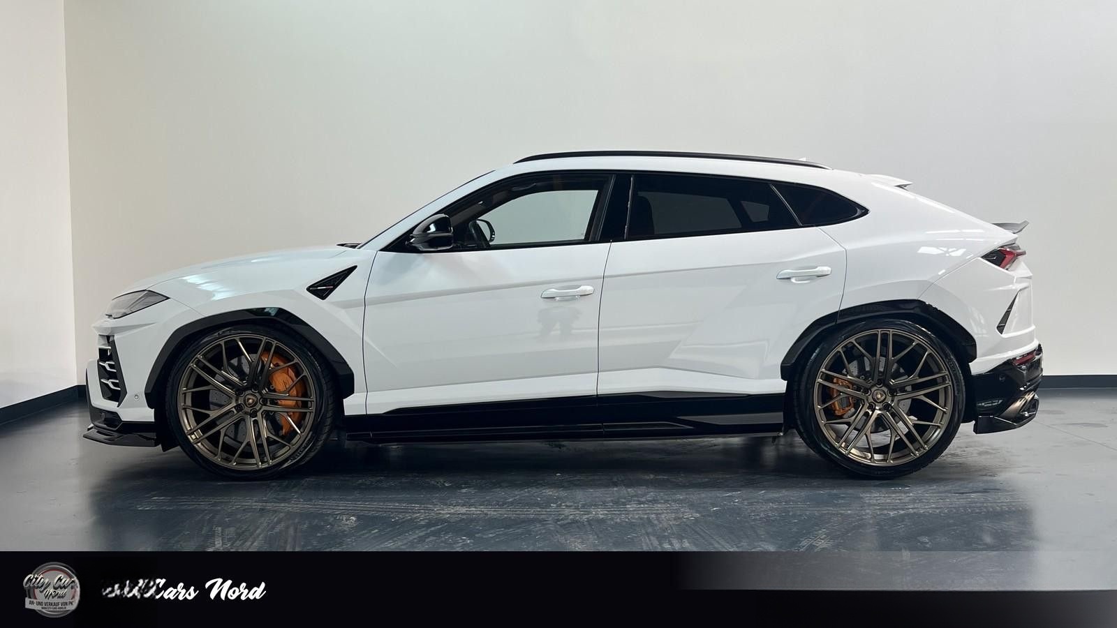 Lamborghini Urus 24 ZOLL-AKRAPOVIC-B&O-360° foto 2