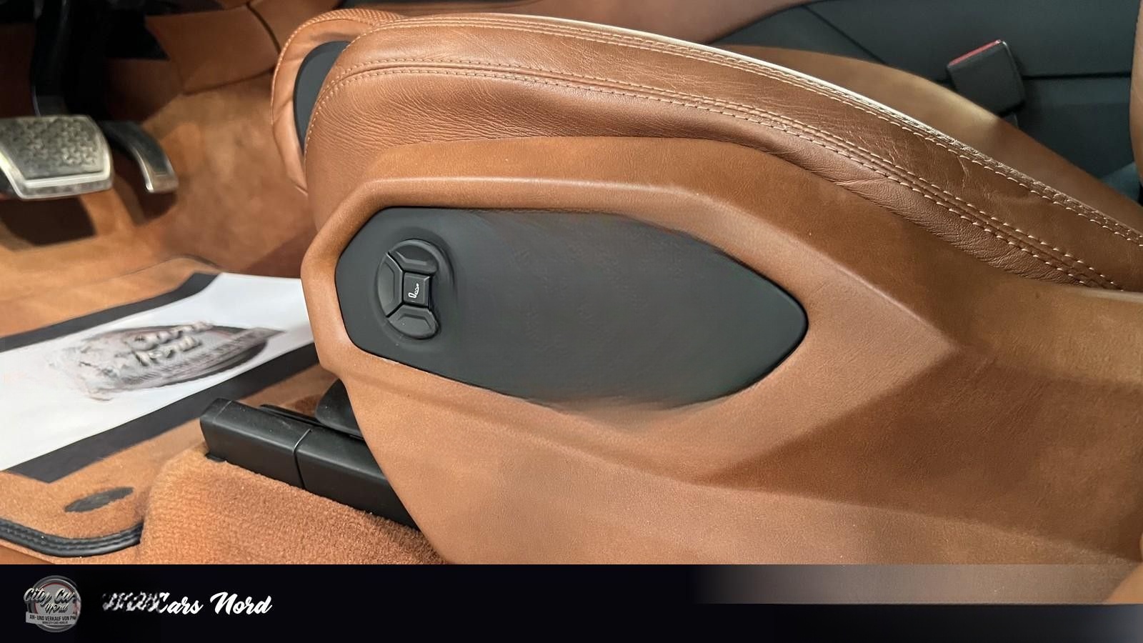 Lamborghini Urus 24 ZOLL-AKRAPOVIC-B&O-360° foto 14