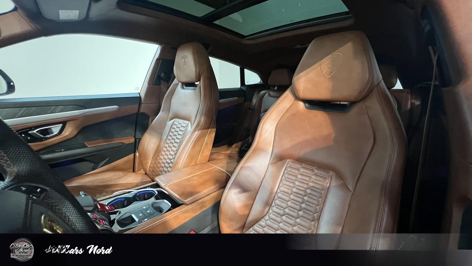 Lamborghini Urus 24 ZOLL-AKRAPOVIC-B&O-360° foto 15