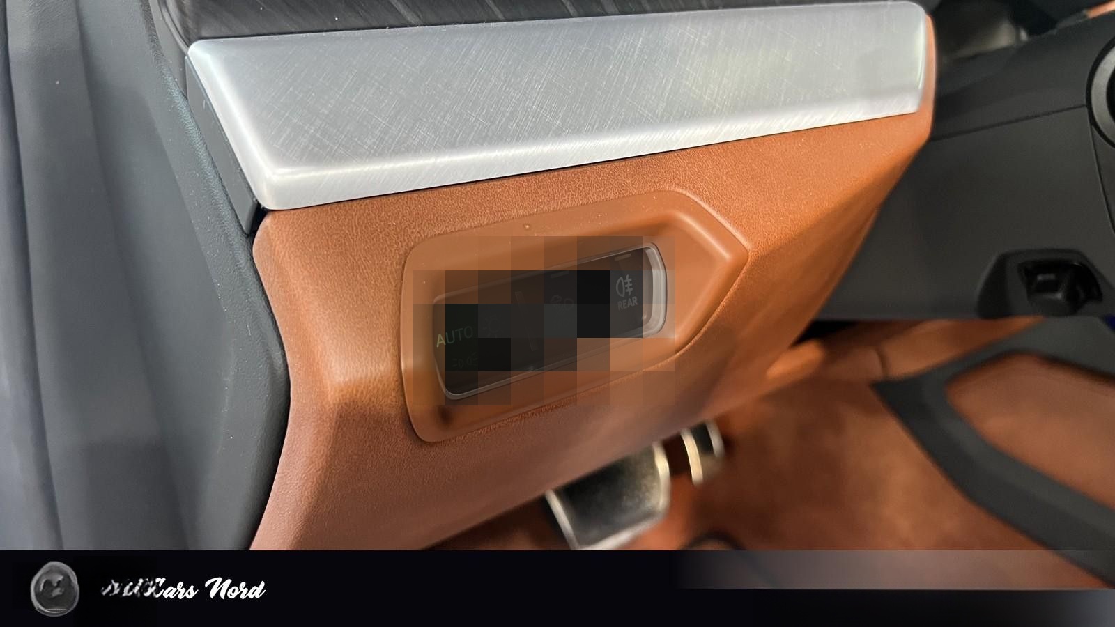 Lamborghini Urus 24 ZOLL-AKRAPOVIC-B&O-360° foto 17