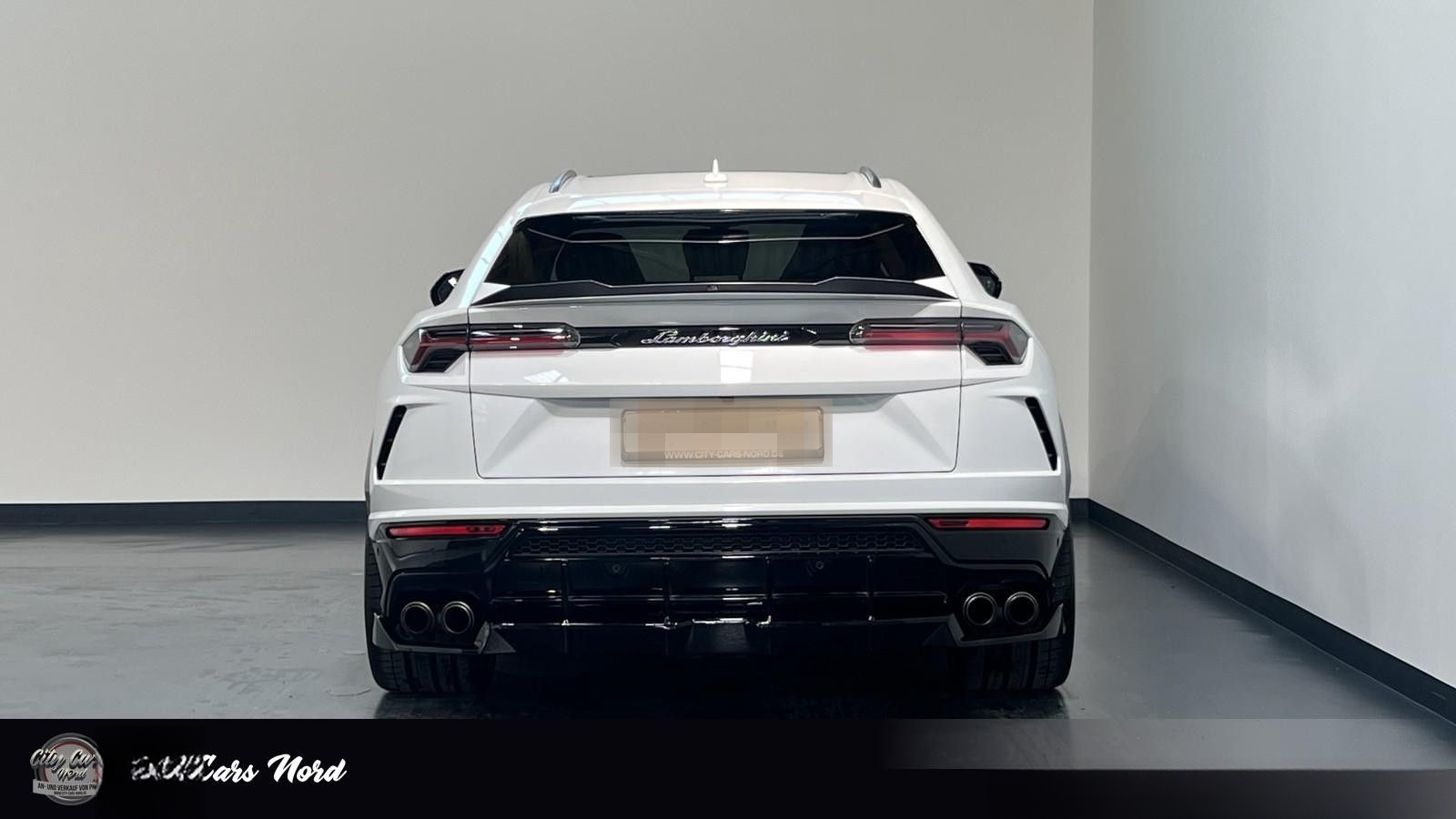 Lamborghini Urus 24 ZOLL-AKRAPOVIC-B&O-360° foto 4