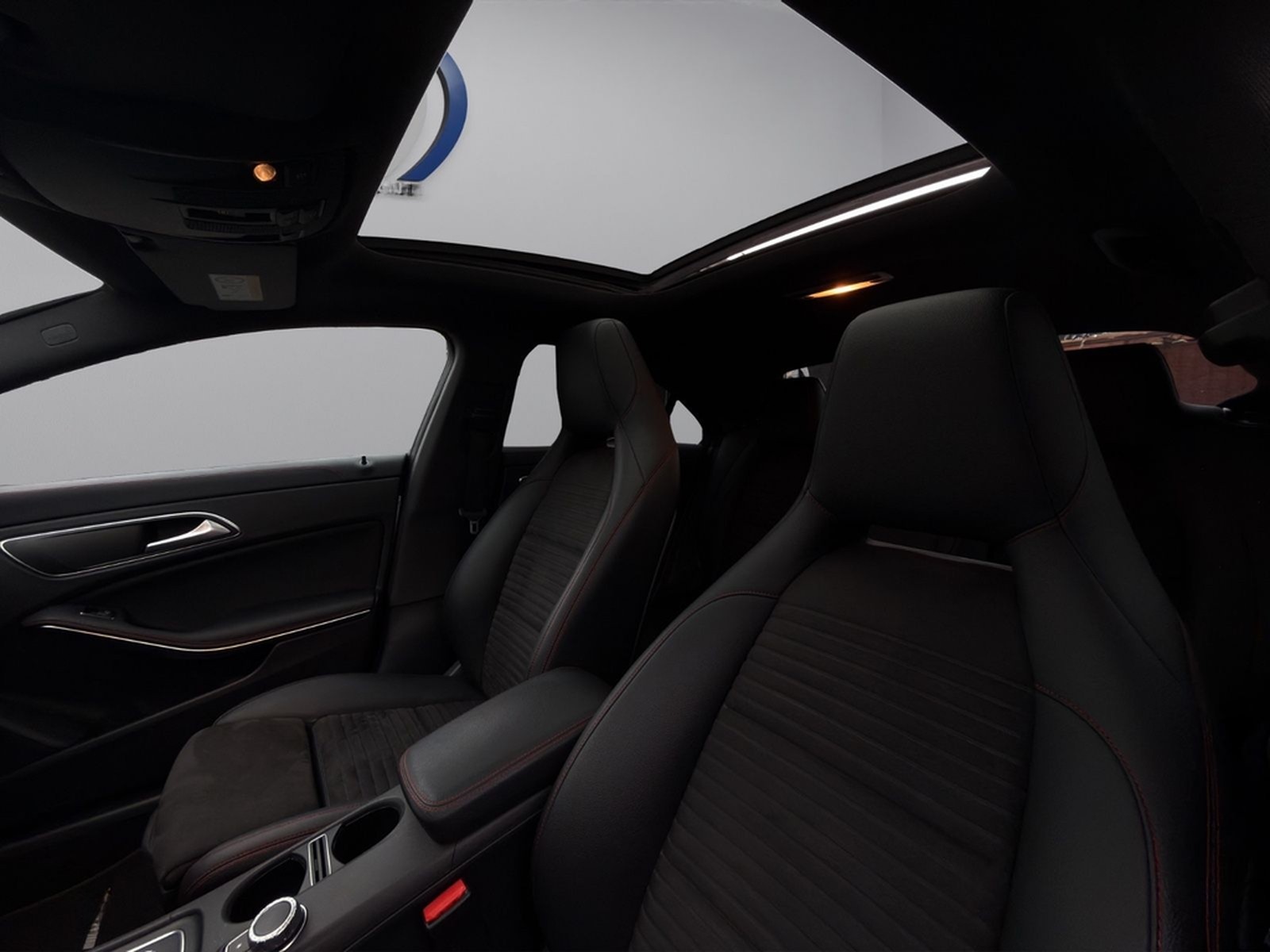 Mercedes-Benz CLA 45 AMG 4MaticI Lim.I PanoI CamI Garantie foto 14
