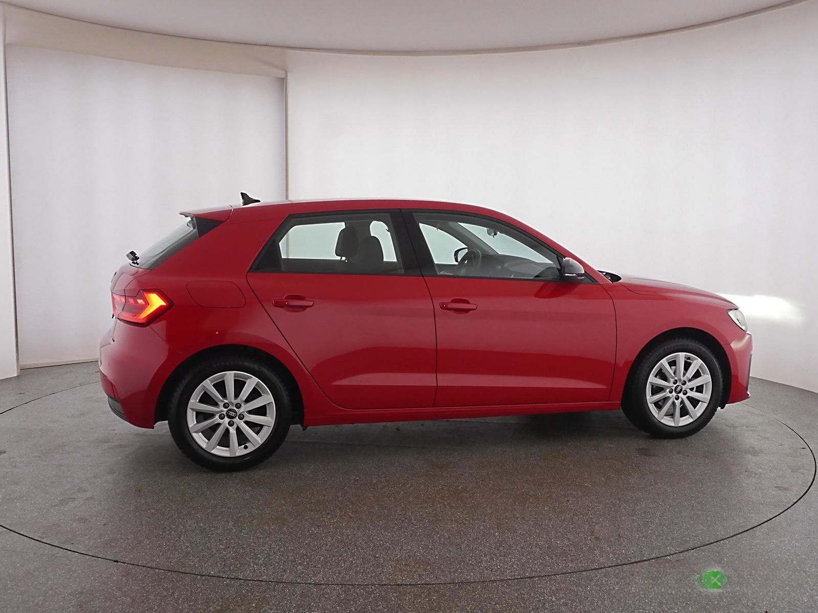 Audi A1 25 TFSI Sportback LED / virtual / Sitzheizung foto 12