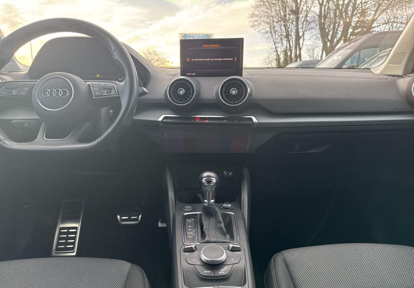 Audi Q2 35 TFSI S-tronic sport StandHZG Navi Digitale foto 13