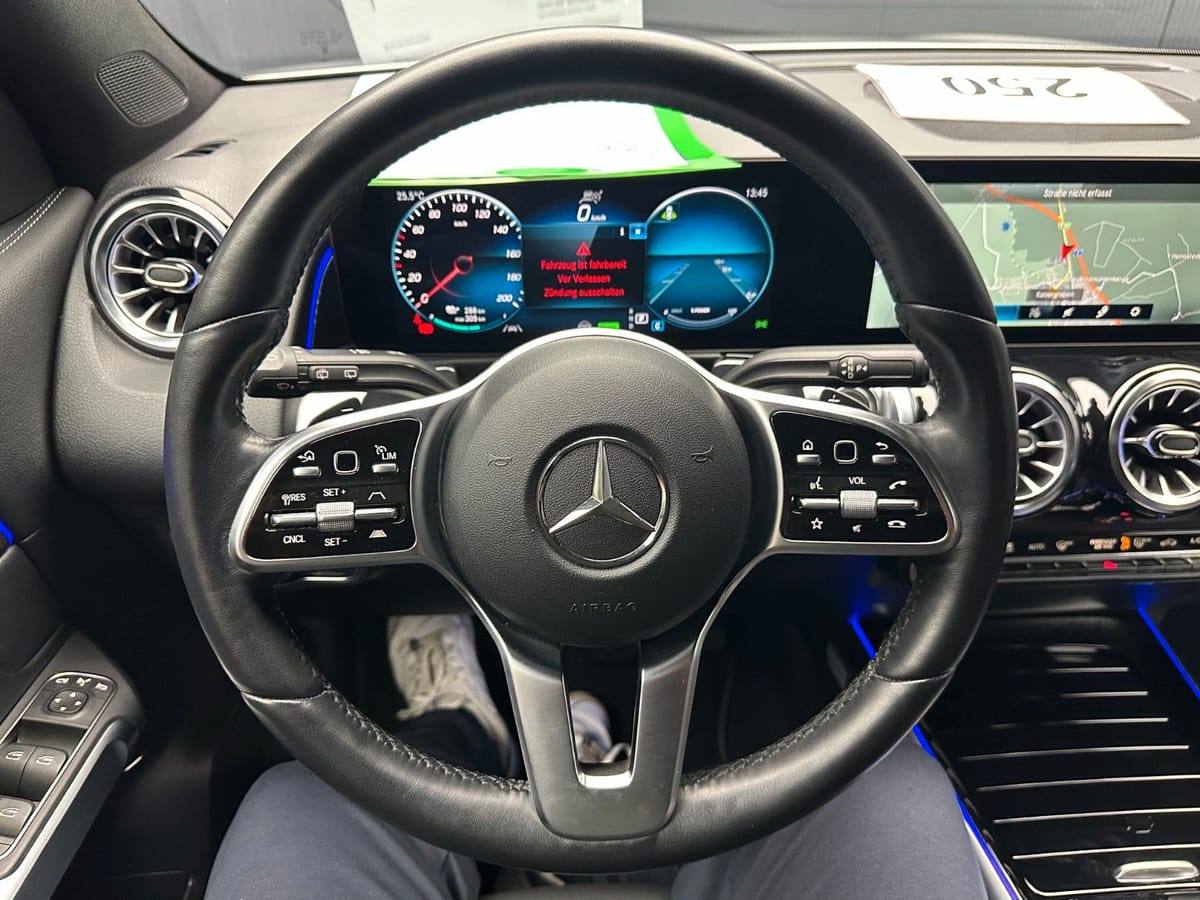 Mercedes-Benz EQB 250 Progressive *Advanced*KAMERA*CarPlay* foto 17
