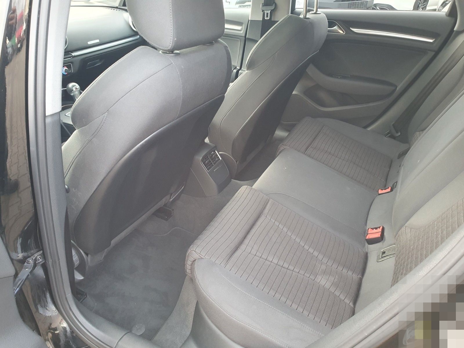 Audi A3 Limousine 35 TFSI Sport  Panorama Dach foto 17