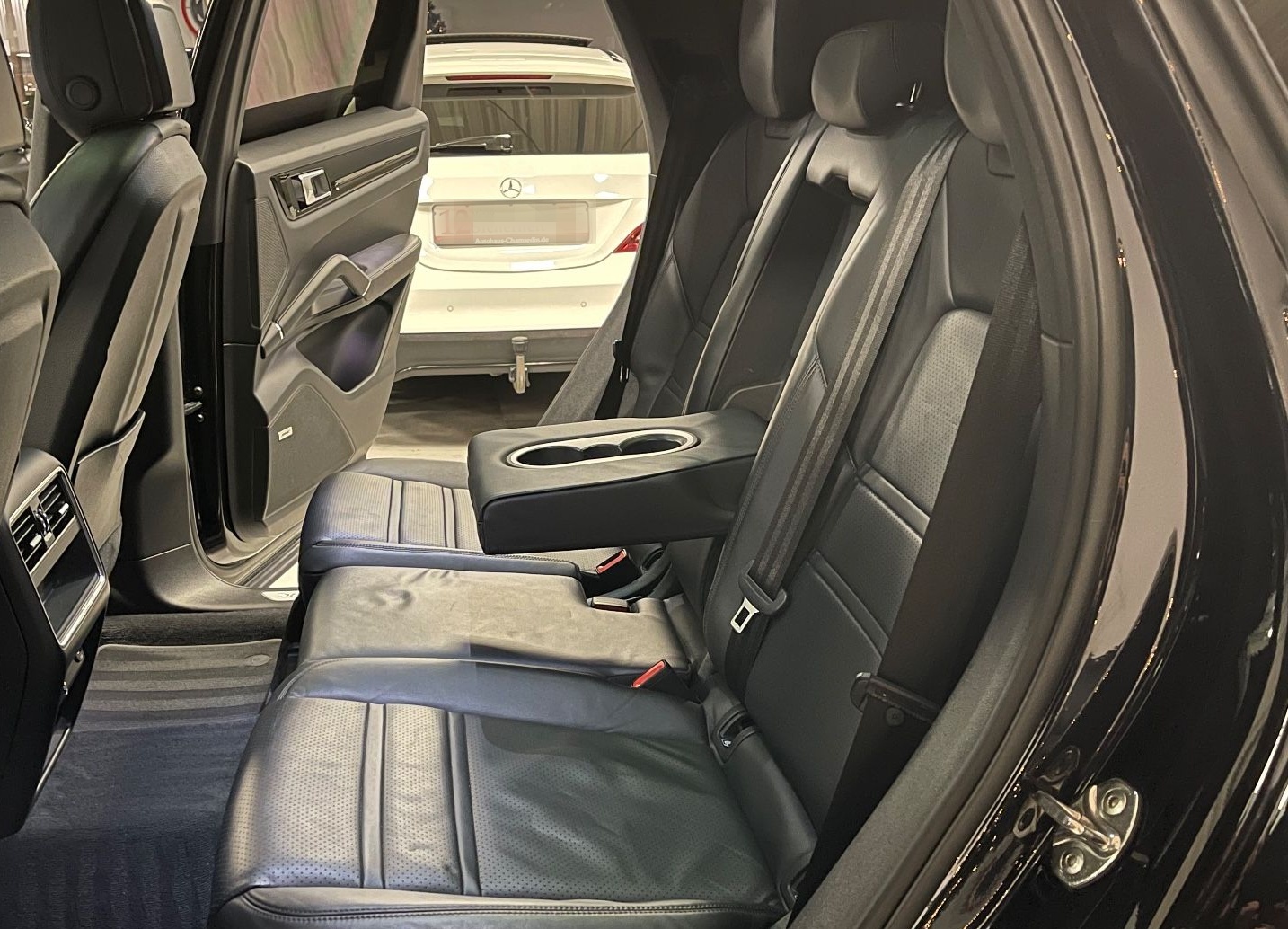 Porsche Cayenne S foto 17