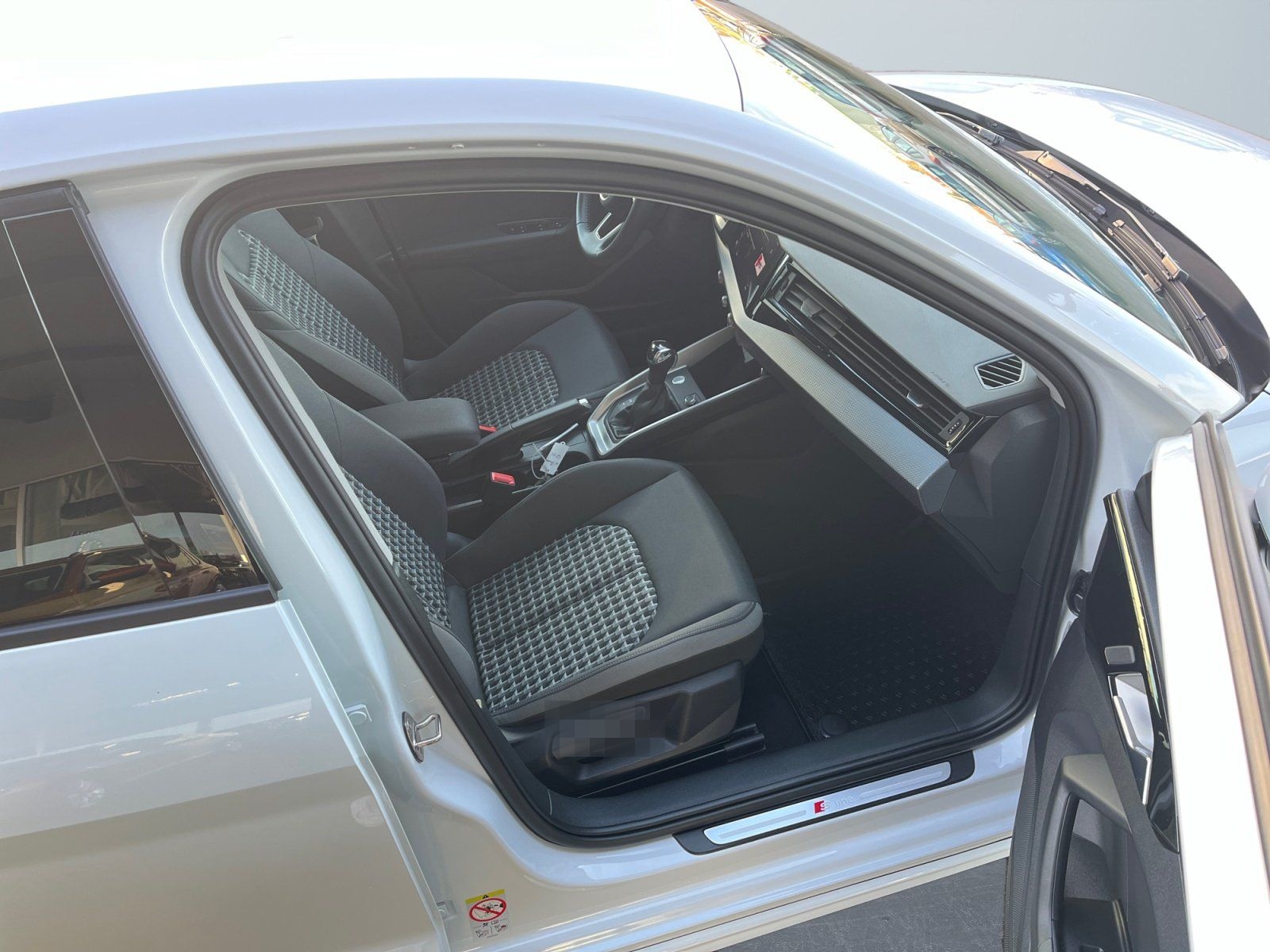 Audi A1 Sportback 1.0 TFSI S-Line 2xKlima KeyLess foto 10