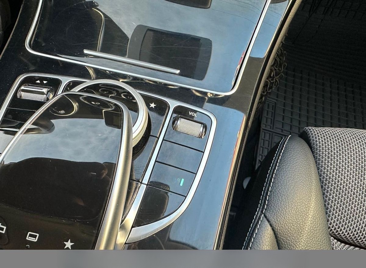 Mercedes-Benz C 250 Lim.CGI*NAVI*LED*TOT*SPUR*AHK*TEMPO* foto 30