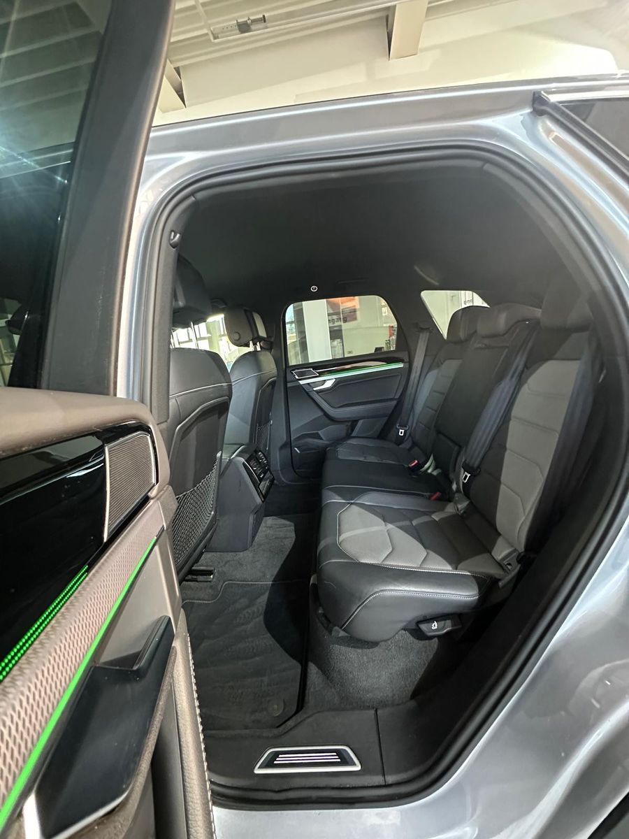 Volkswagen Touareg R-Line, Matrix, ACC, Leder, Innovision foto 14