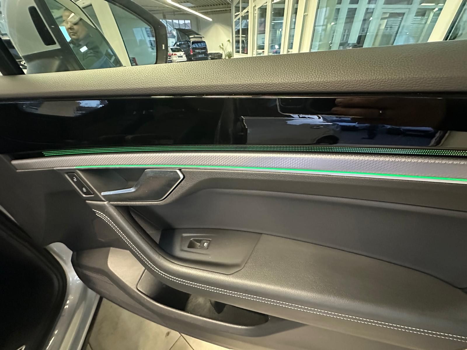 Volkswagen Touareg R-Line, Matrix, ACC, Leder, Innovision foto 24