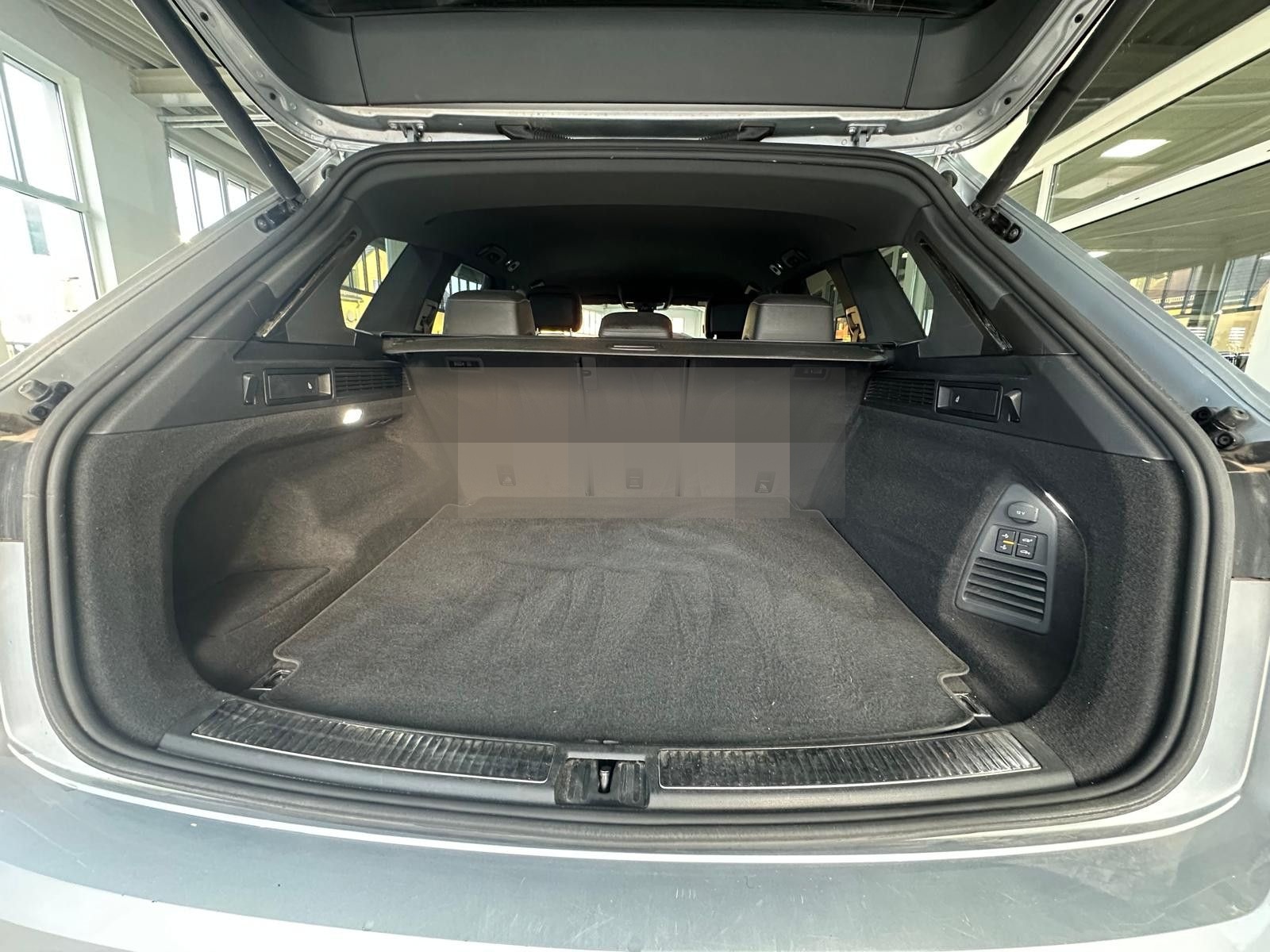 Volkswagen Touareg R-Line, Matrix, ACC, Leder, Innovision foto 9