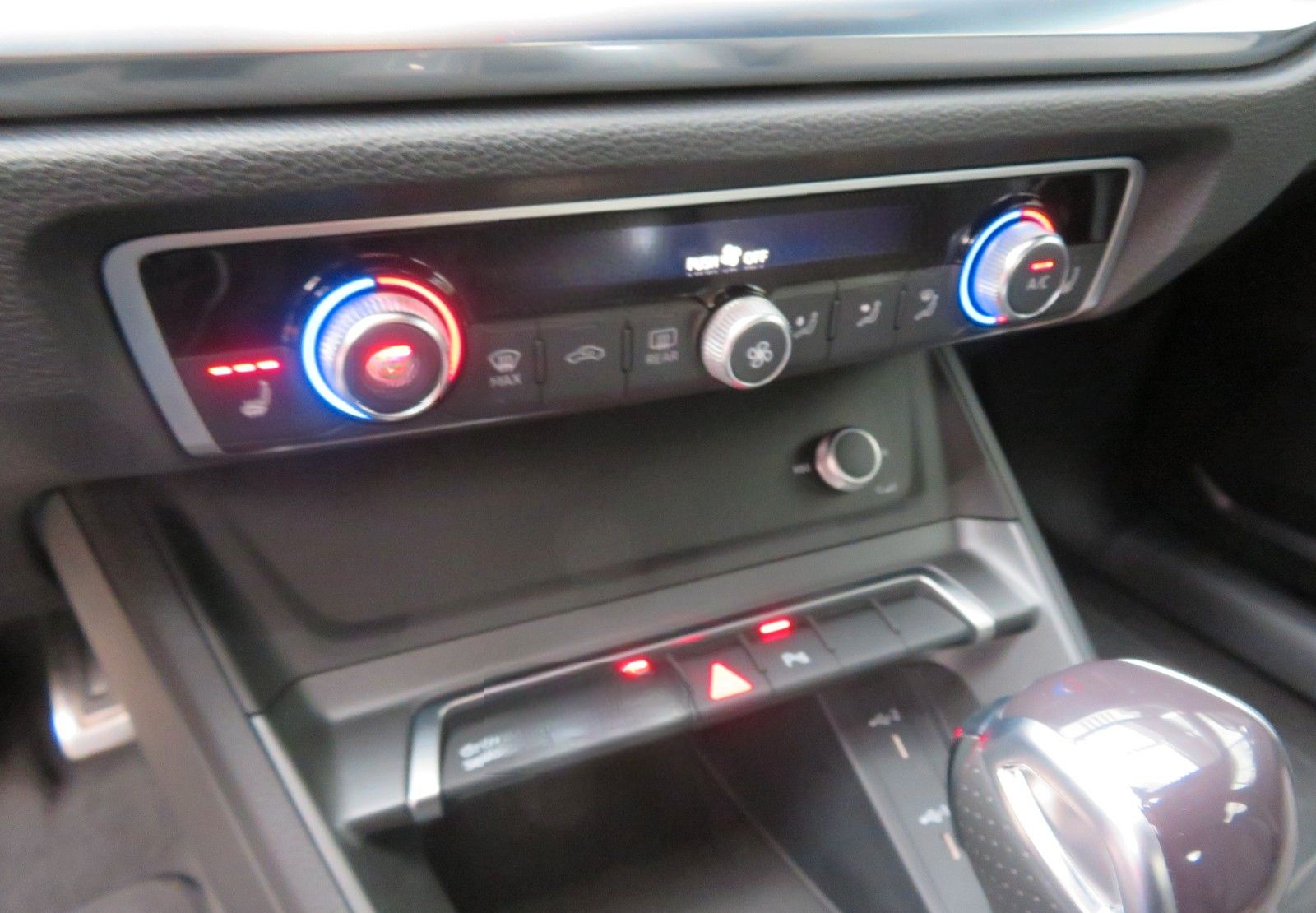 Audi Q3 Sportback S-LINE Quattro foto 16