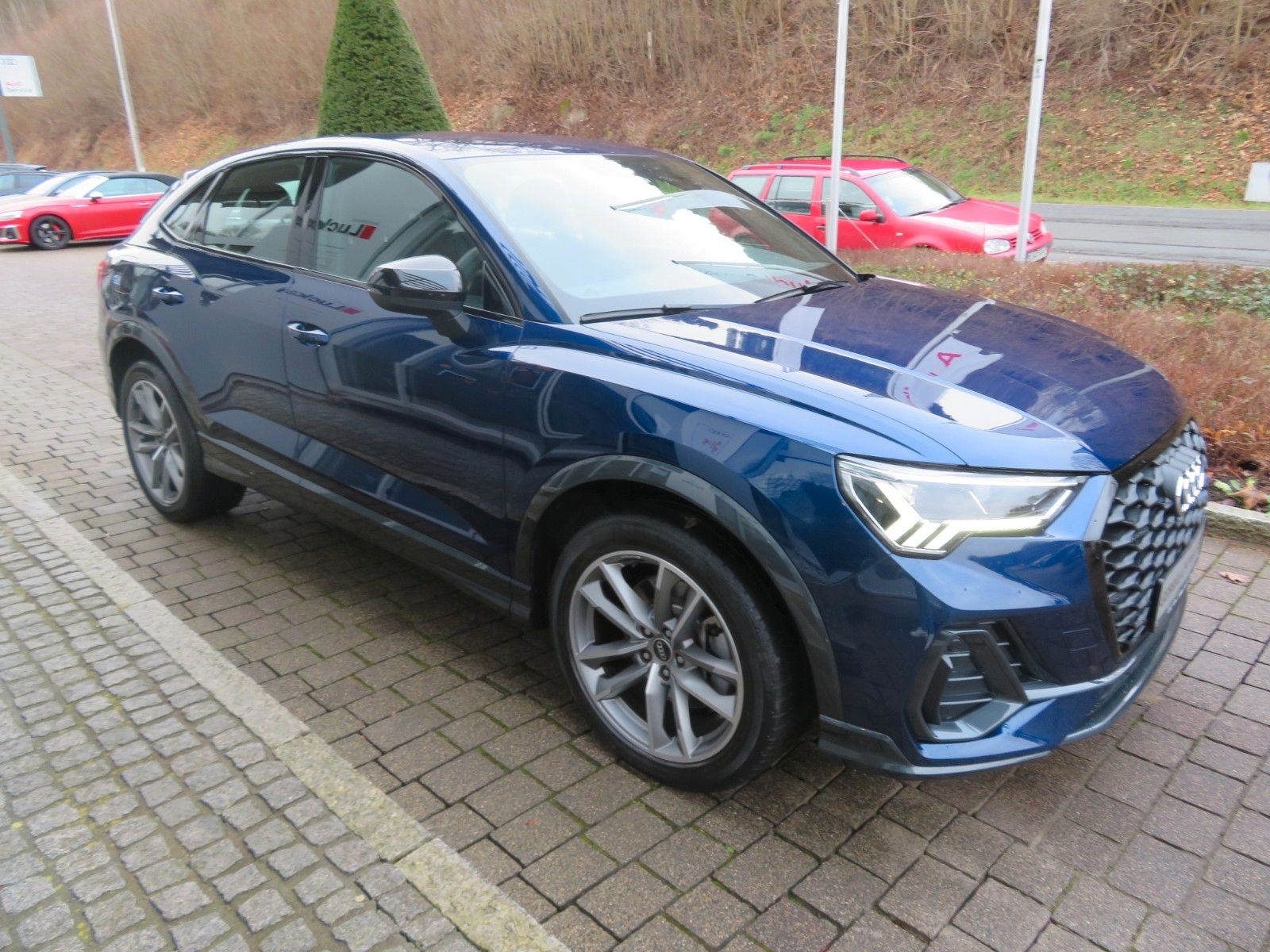 Audi Q3 Sportback S-LINE Quattro foto 3