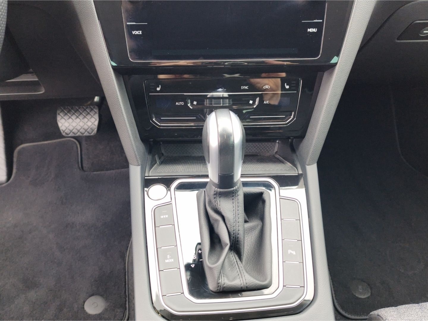 Volkswagen Passat Variant GTE+BUSINESS-PREMUIM-P+NAV foto 14
